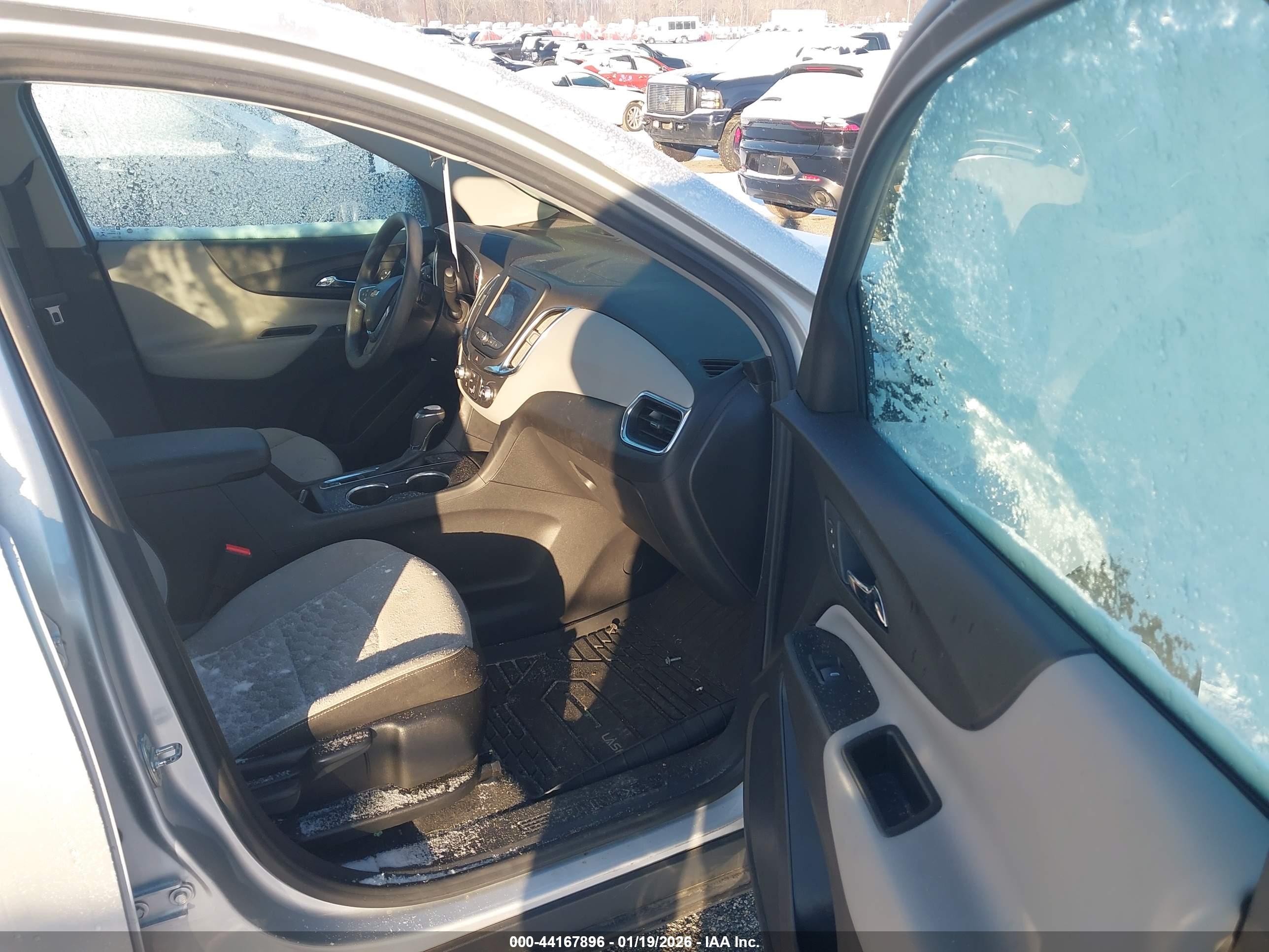 CHEVROLET EQUINOX image 5