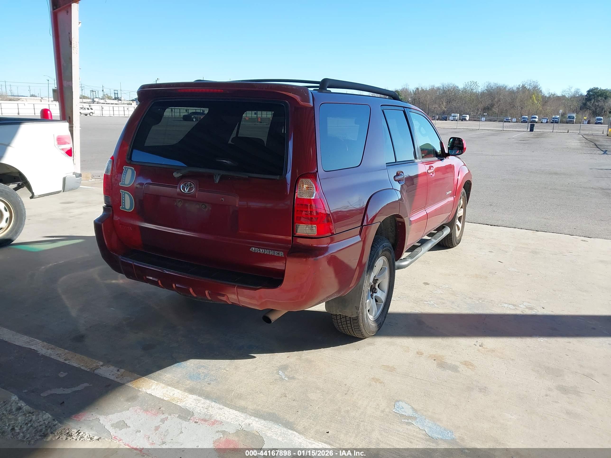 TOYOTA 4RUNNER image 4