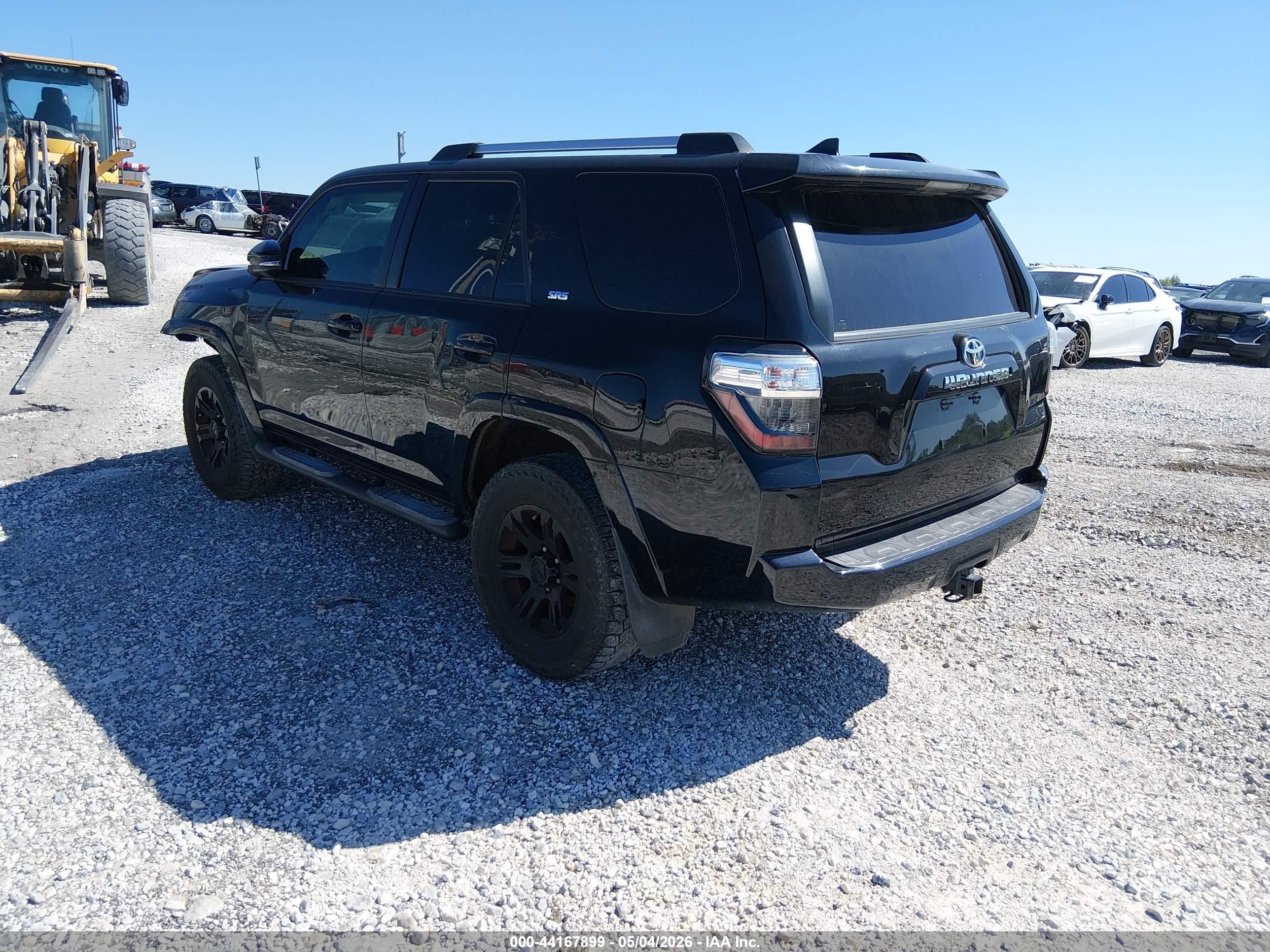 TOYOTA 4RUNNER image 3