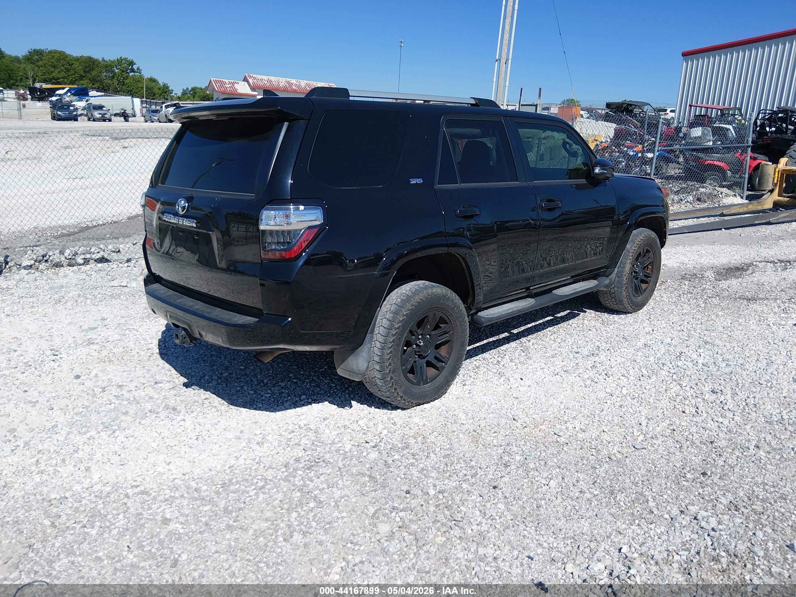 TOYOTA 4RUNNER image 4
