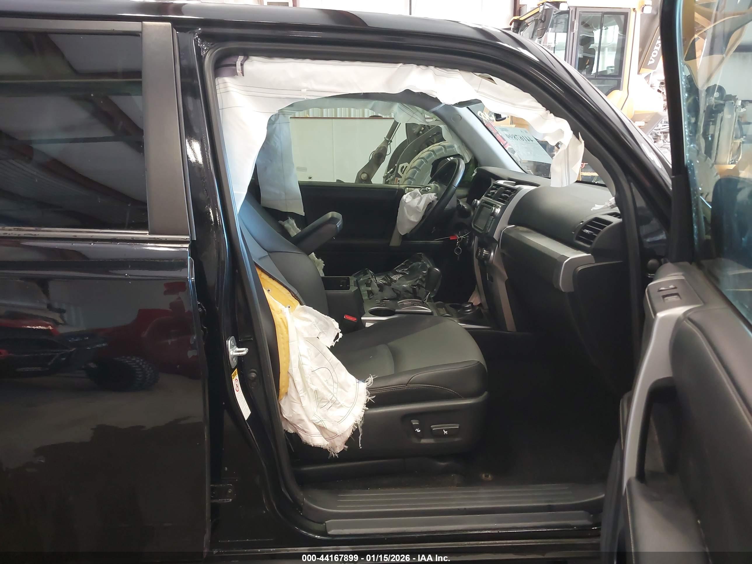 TOYOTA 4RUNNER image 5
