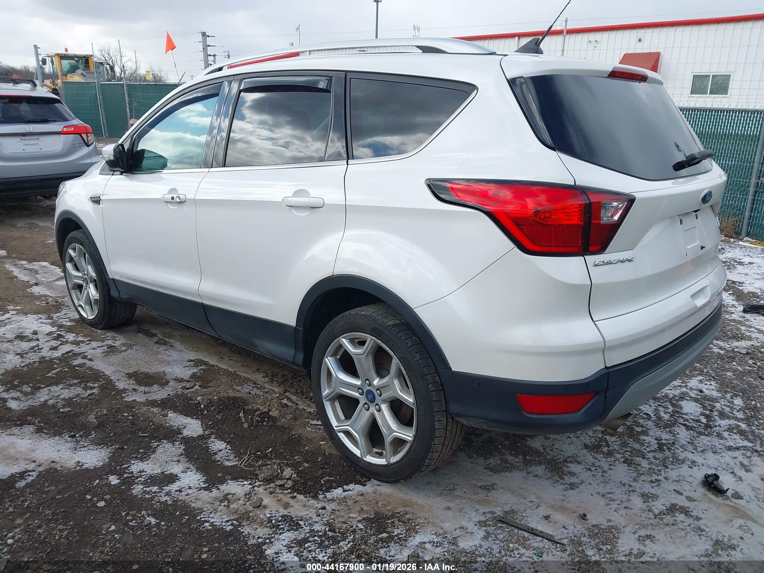FORD ESCAPE image 3