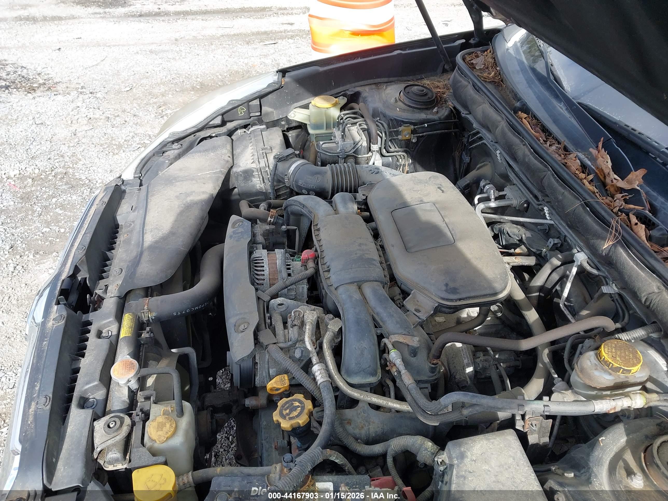 SUBARU OUTBACK image 10