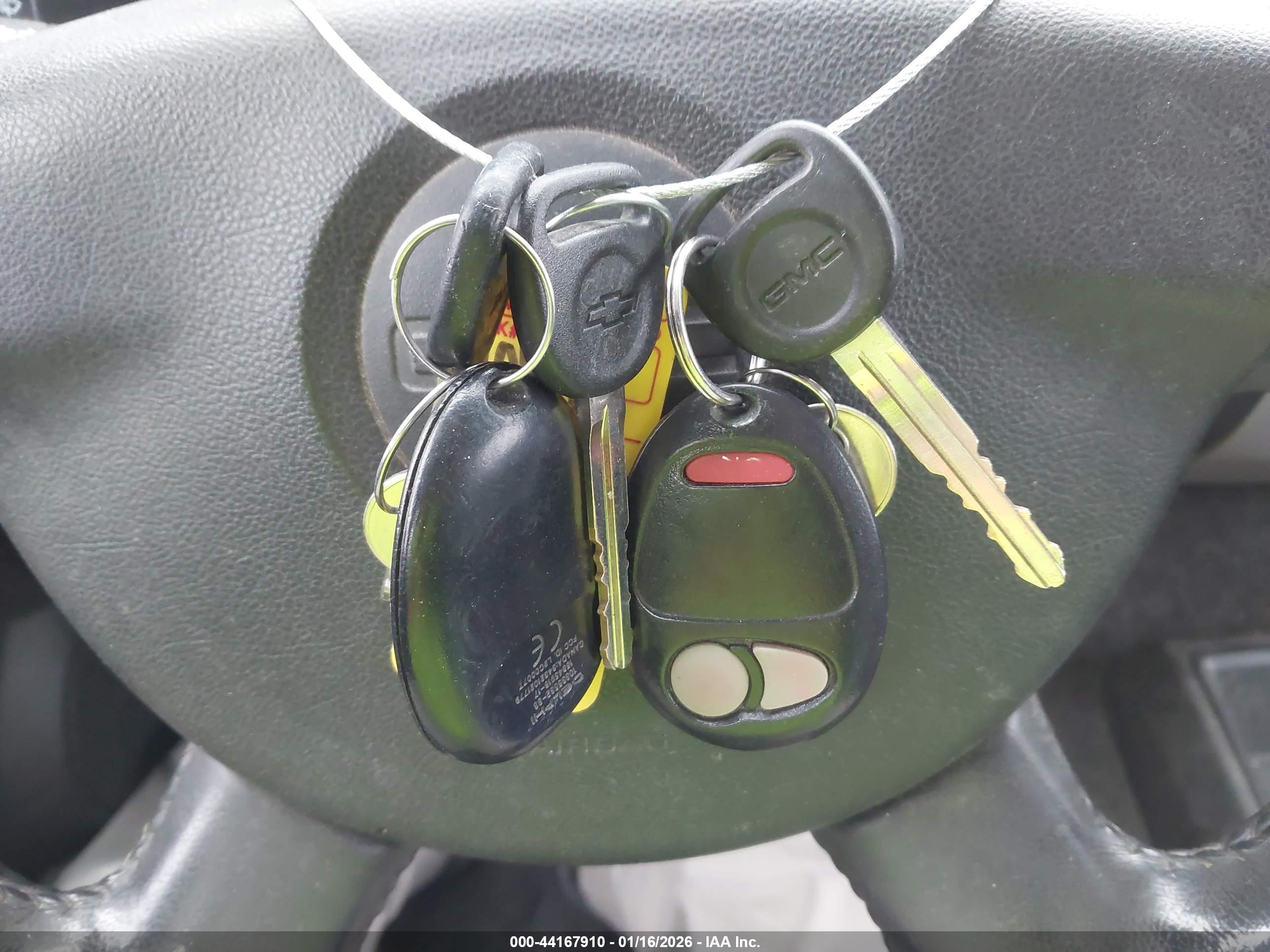 GMC CANYON image 11