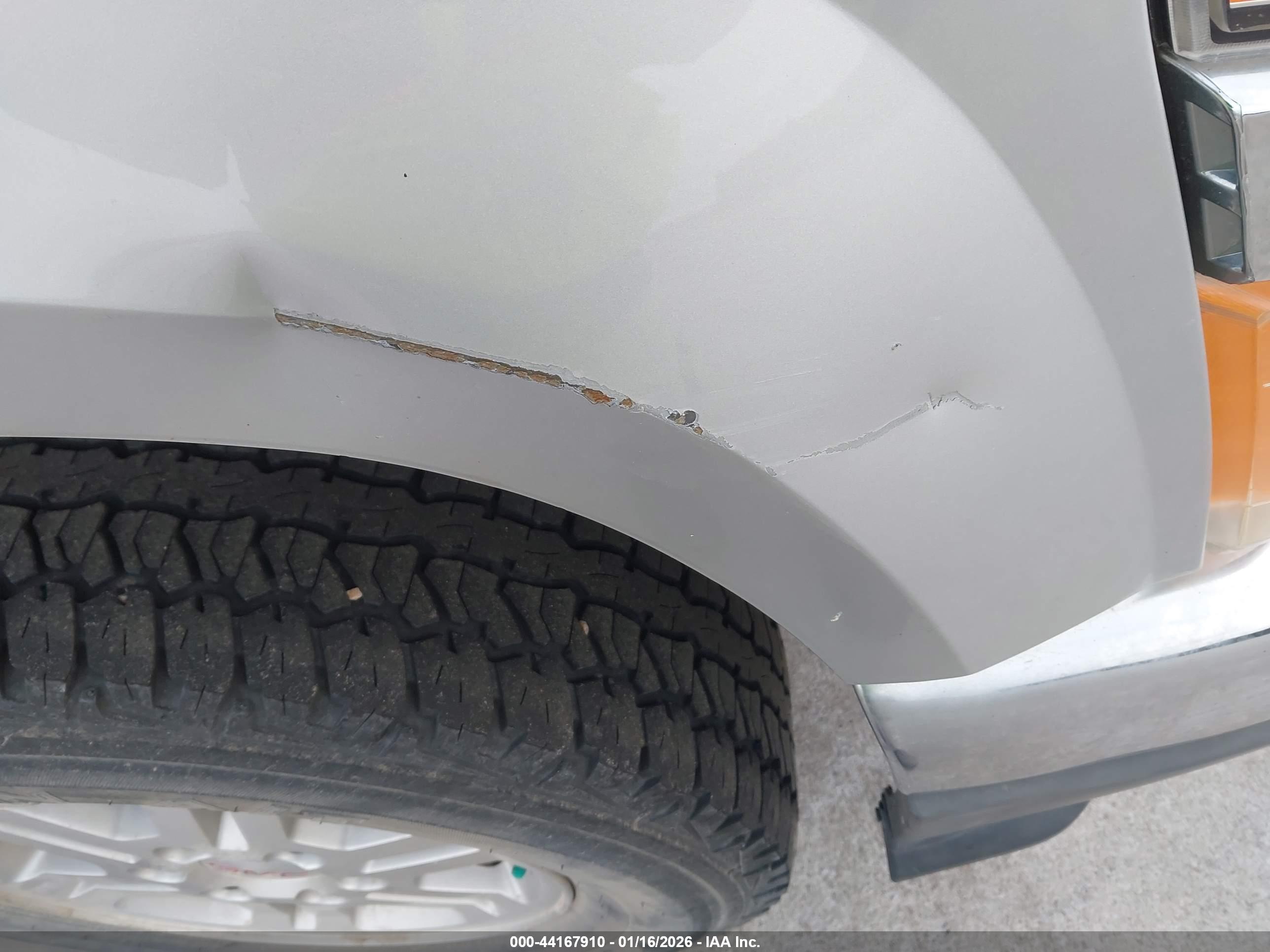 GMC CANYON image 6