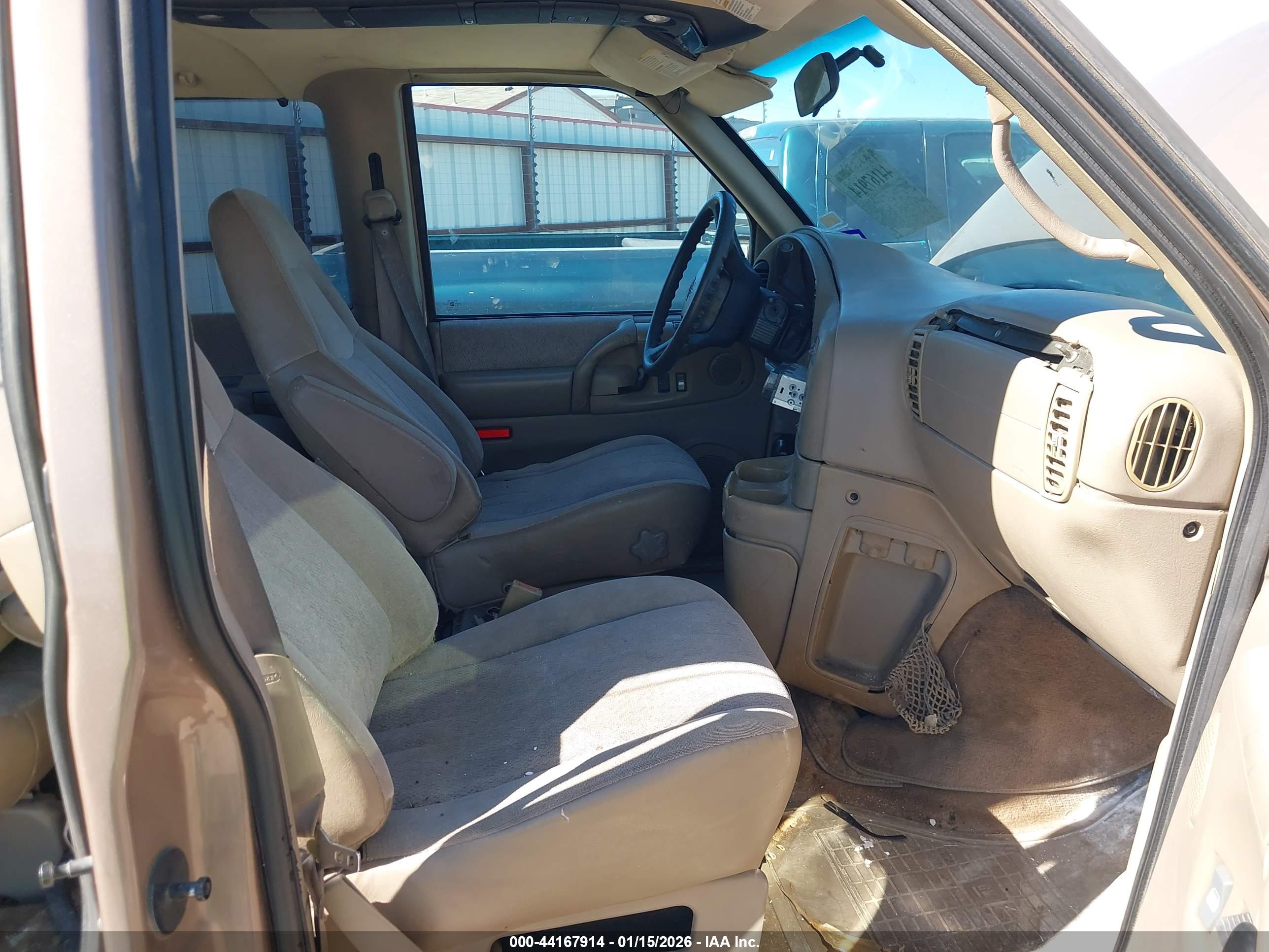 CHEVROLET ASTRO image 5