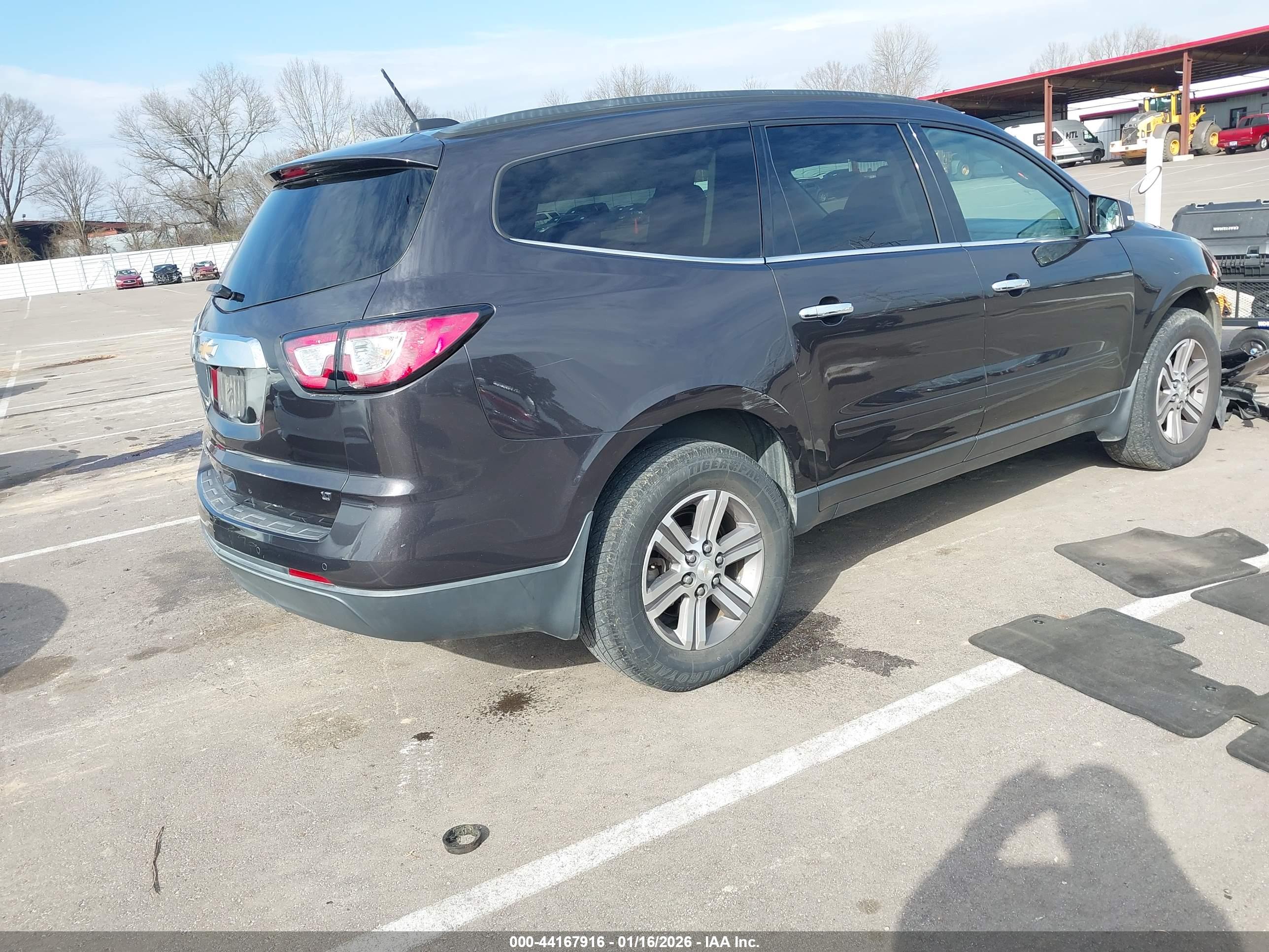 CHEVROLET TRAVERSE image 4