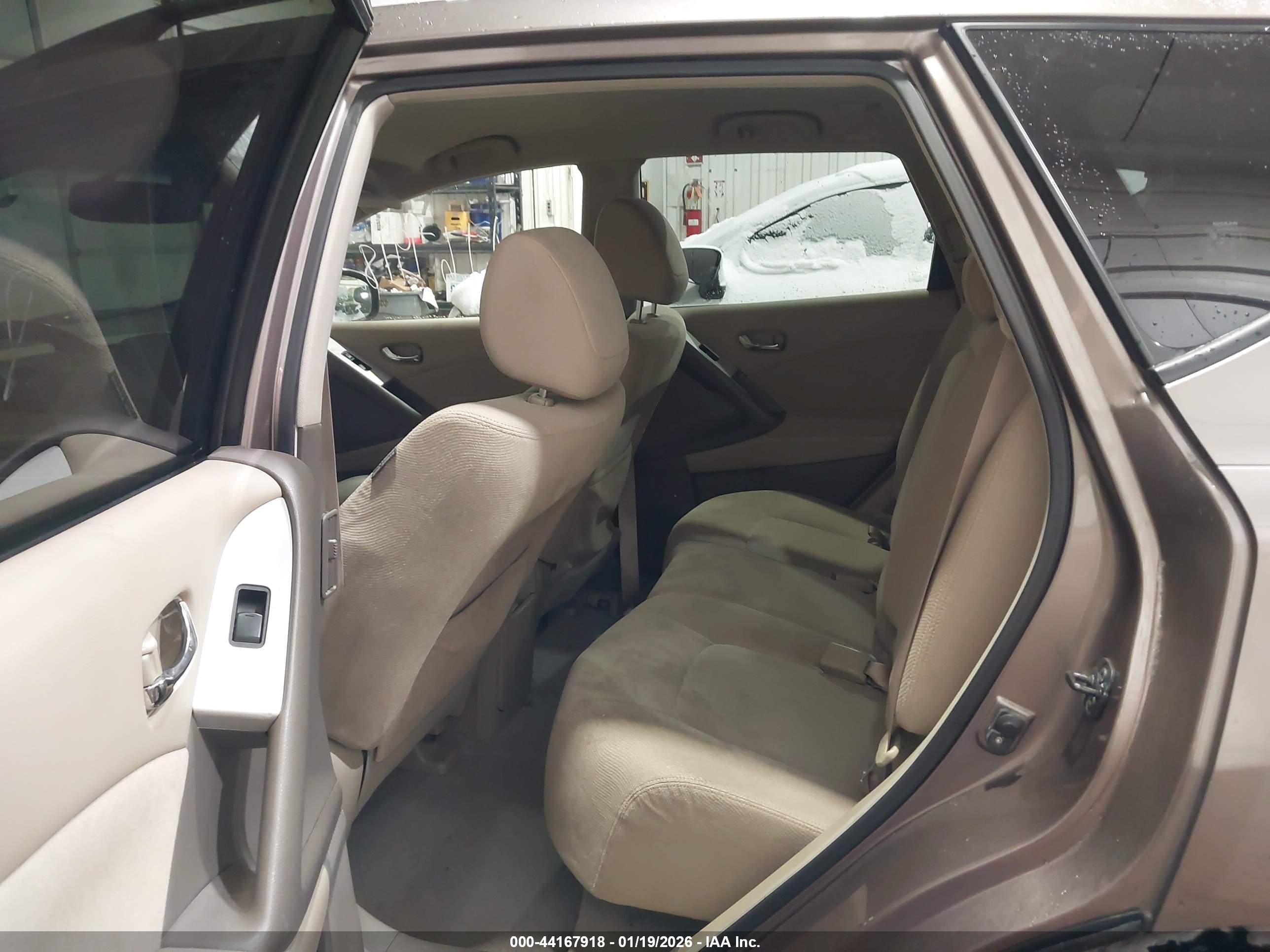NISSAN MURANO image 8