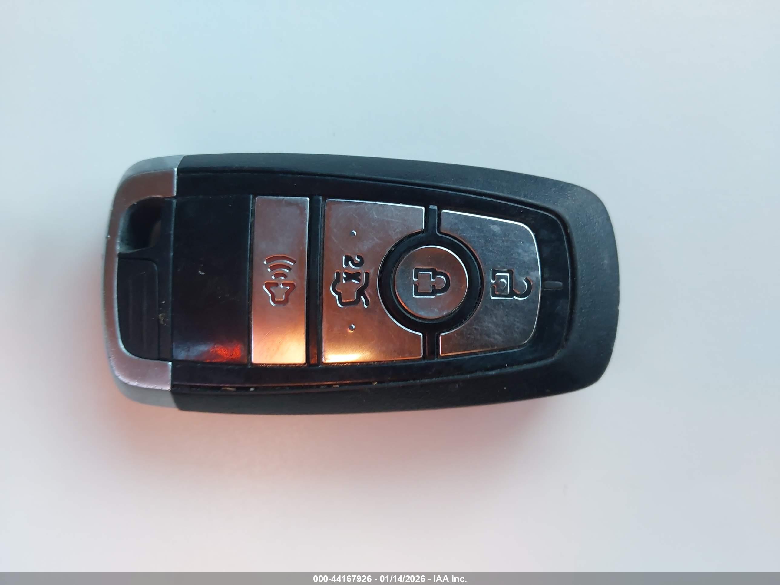 FORD FUSION image 11