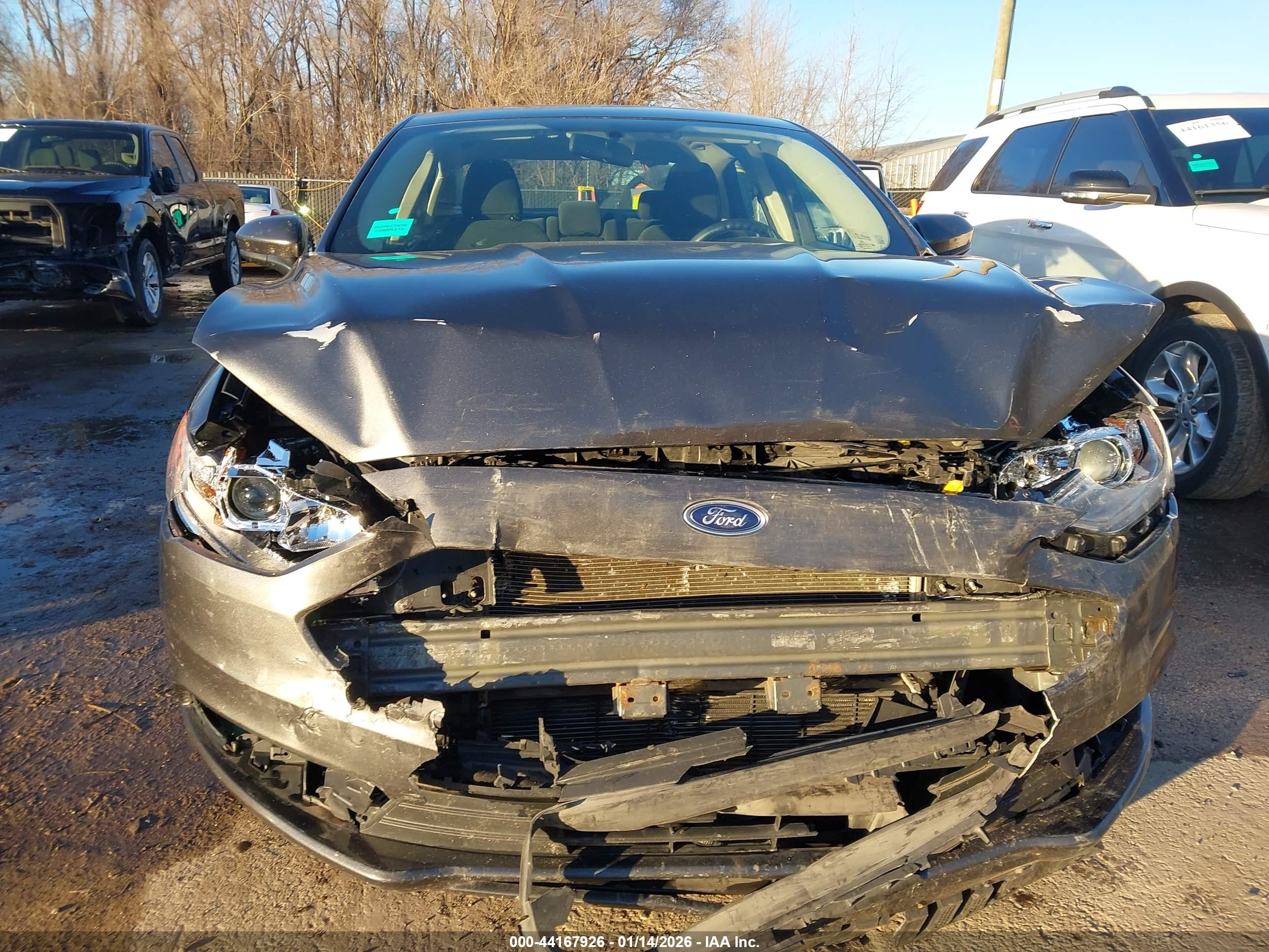 FORD FUSION image 6