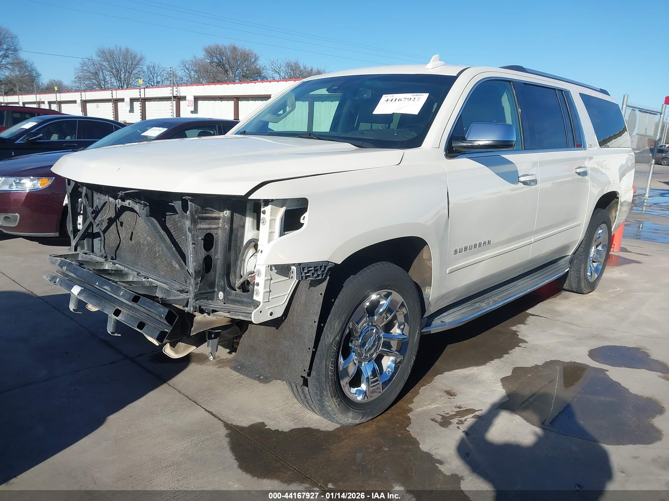 CHEVROLET SUBURBAN image 2