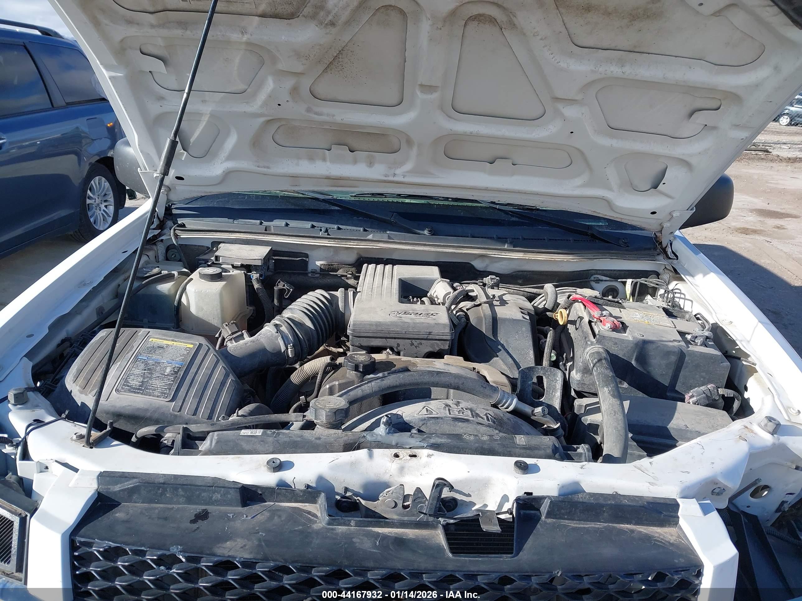 CHEVROLET COLORADO image 10