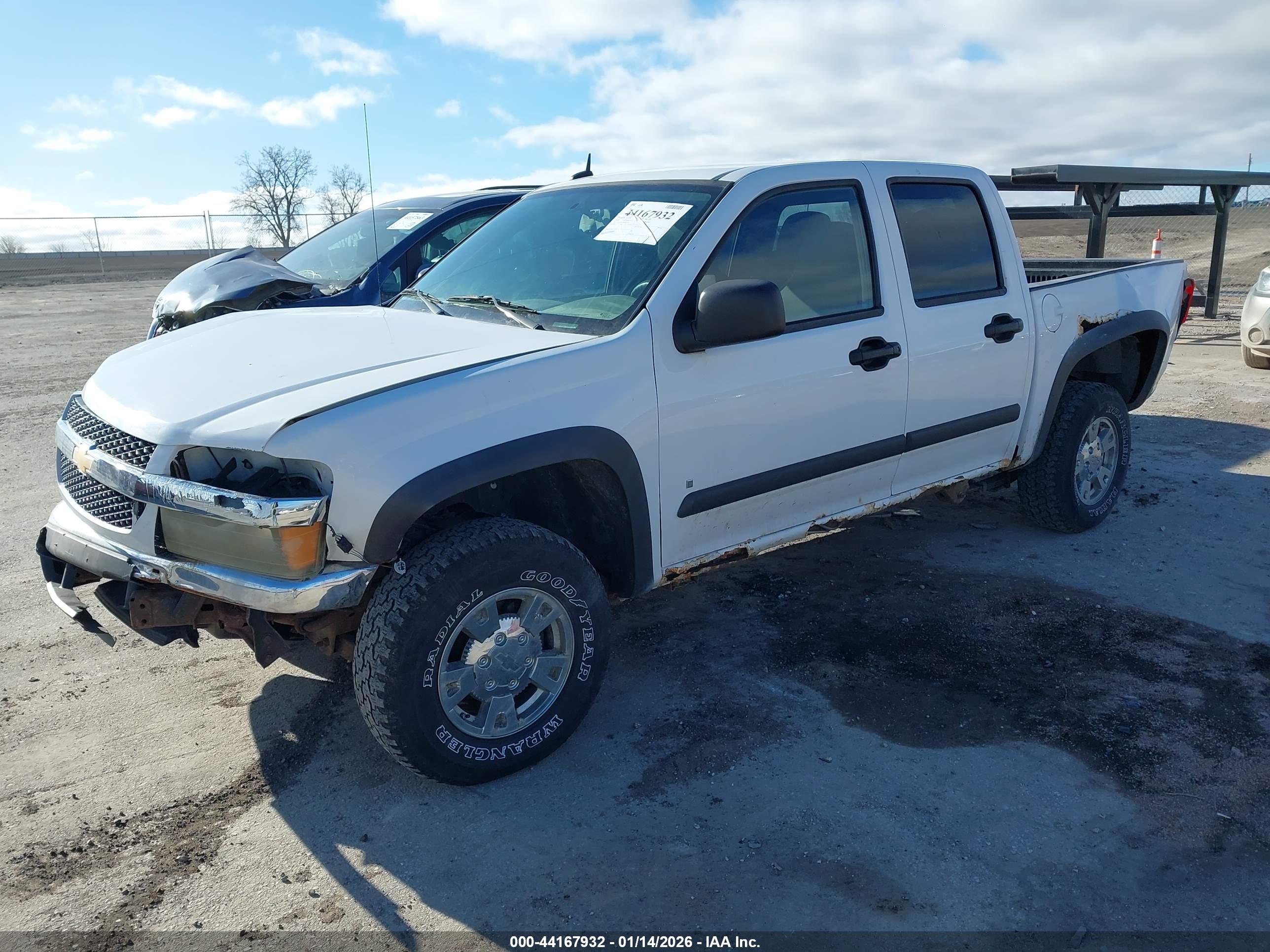 CHEVROLET COLORADO image 2