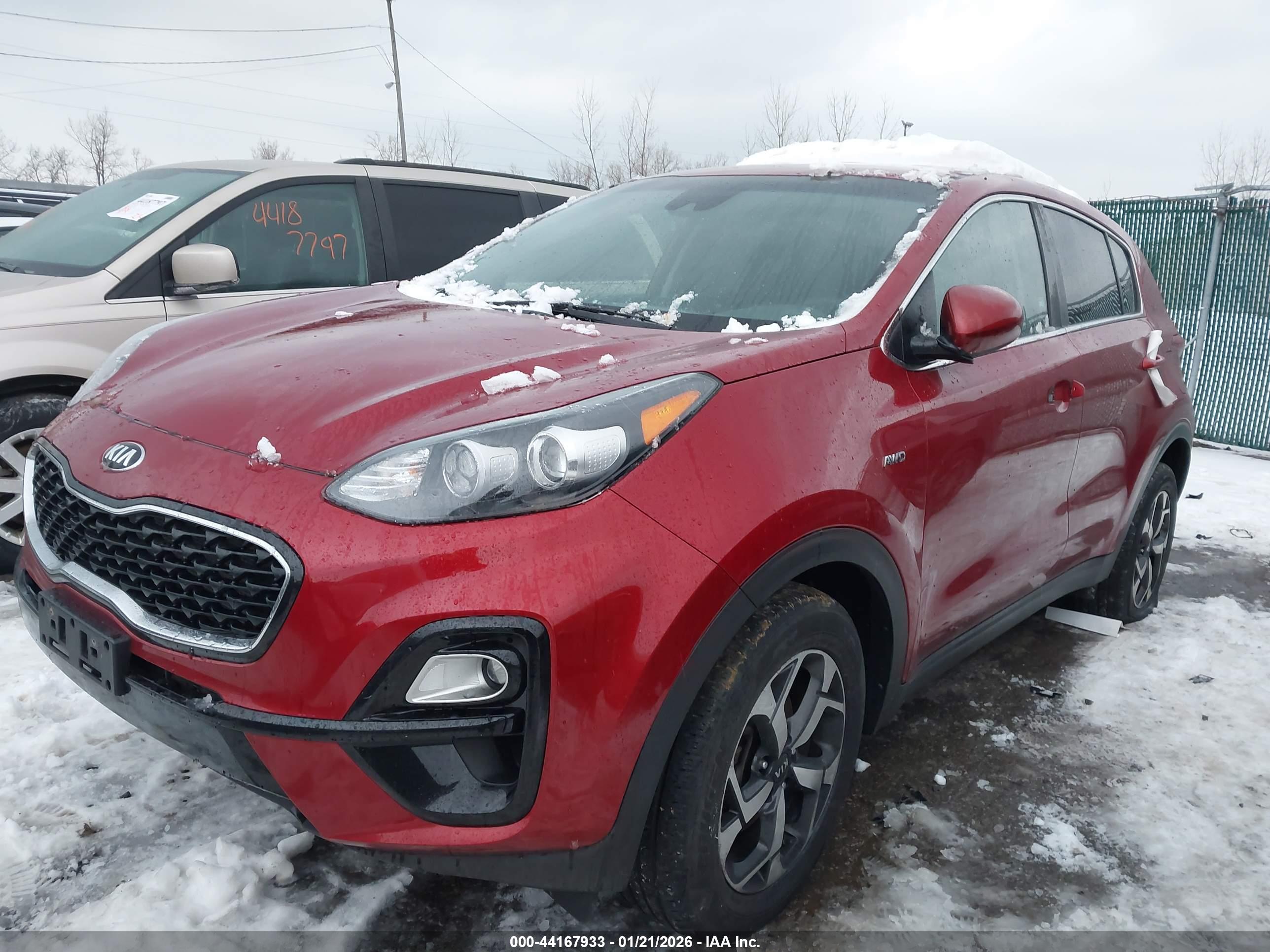 KIA SPORTAGE image 2