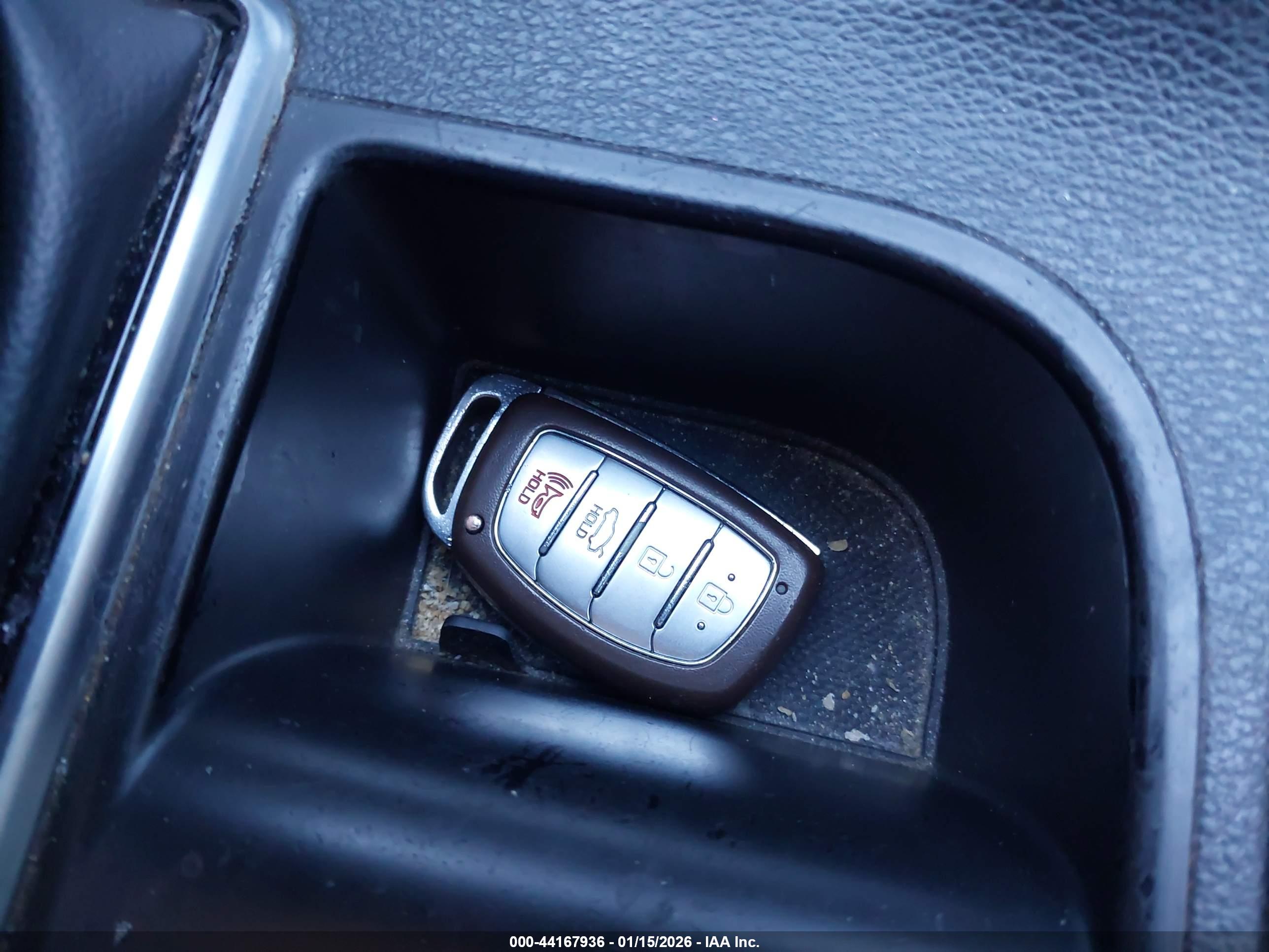 HYUNDAI SONATA image 11