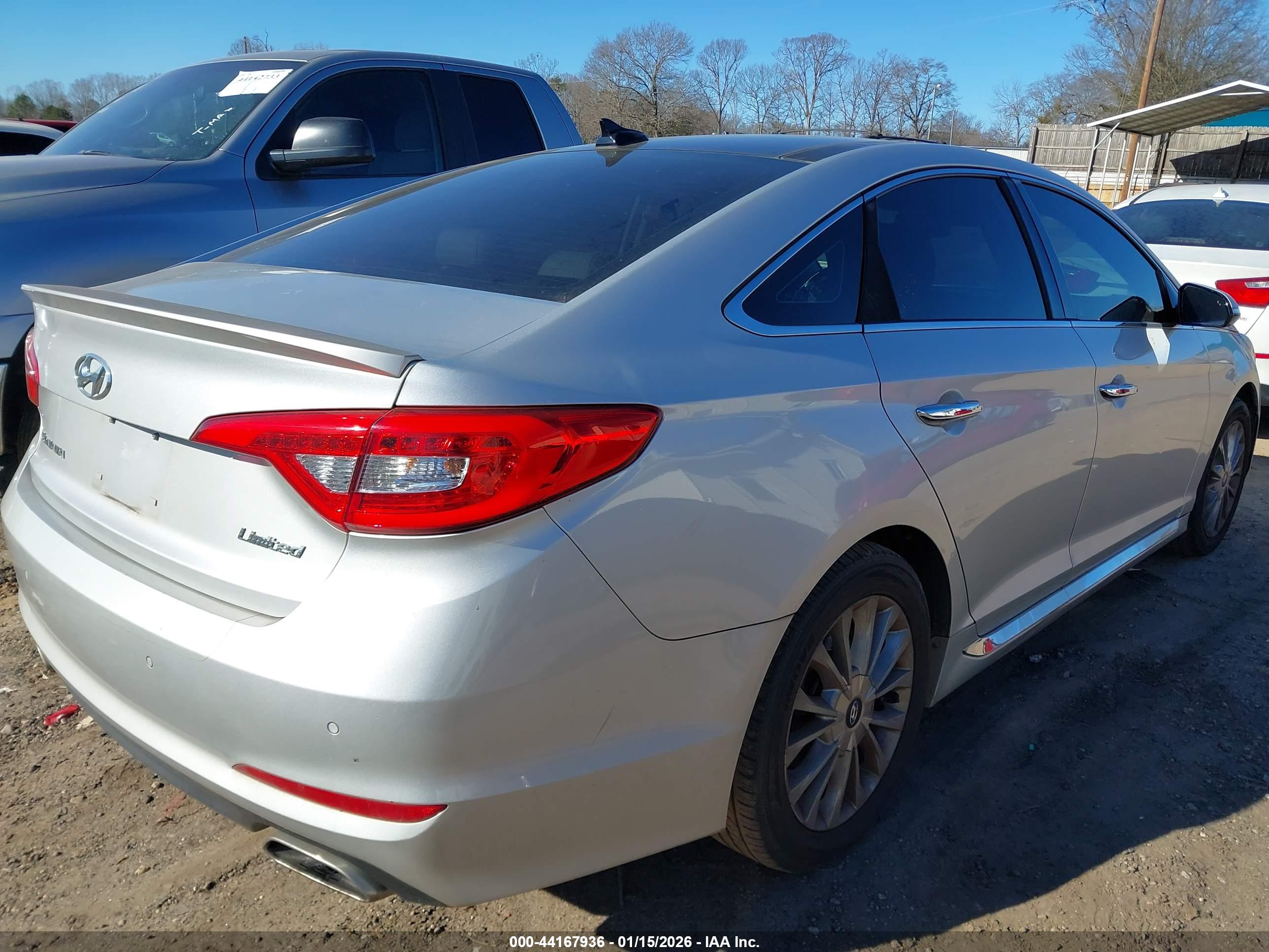 HYUNDAI SONATA image 4