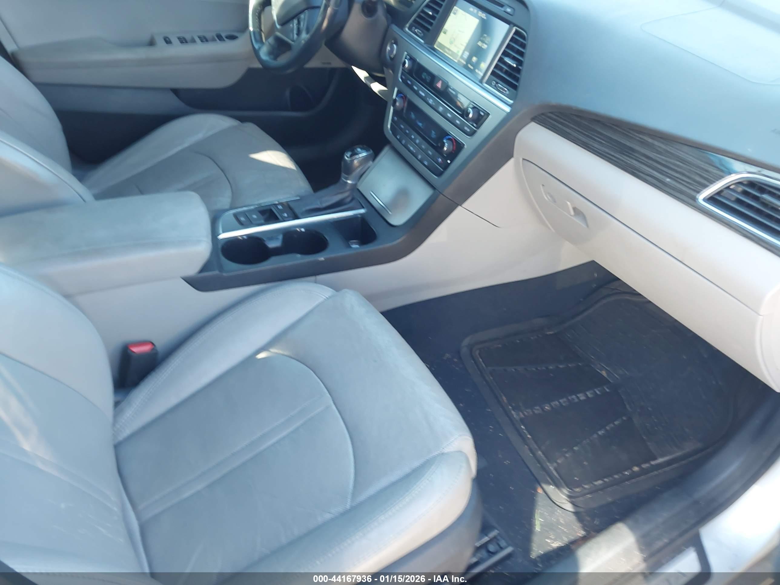 HYUNDAI SONATA image 5