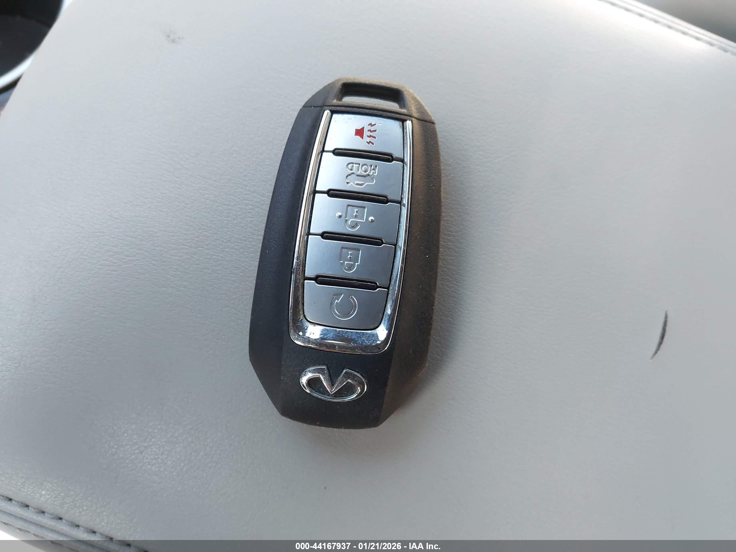 INFINITI Q50 image 11