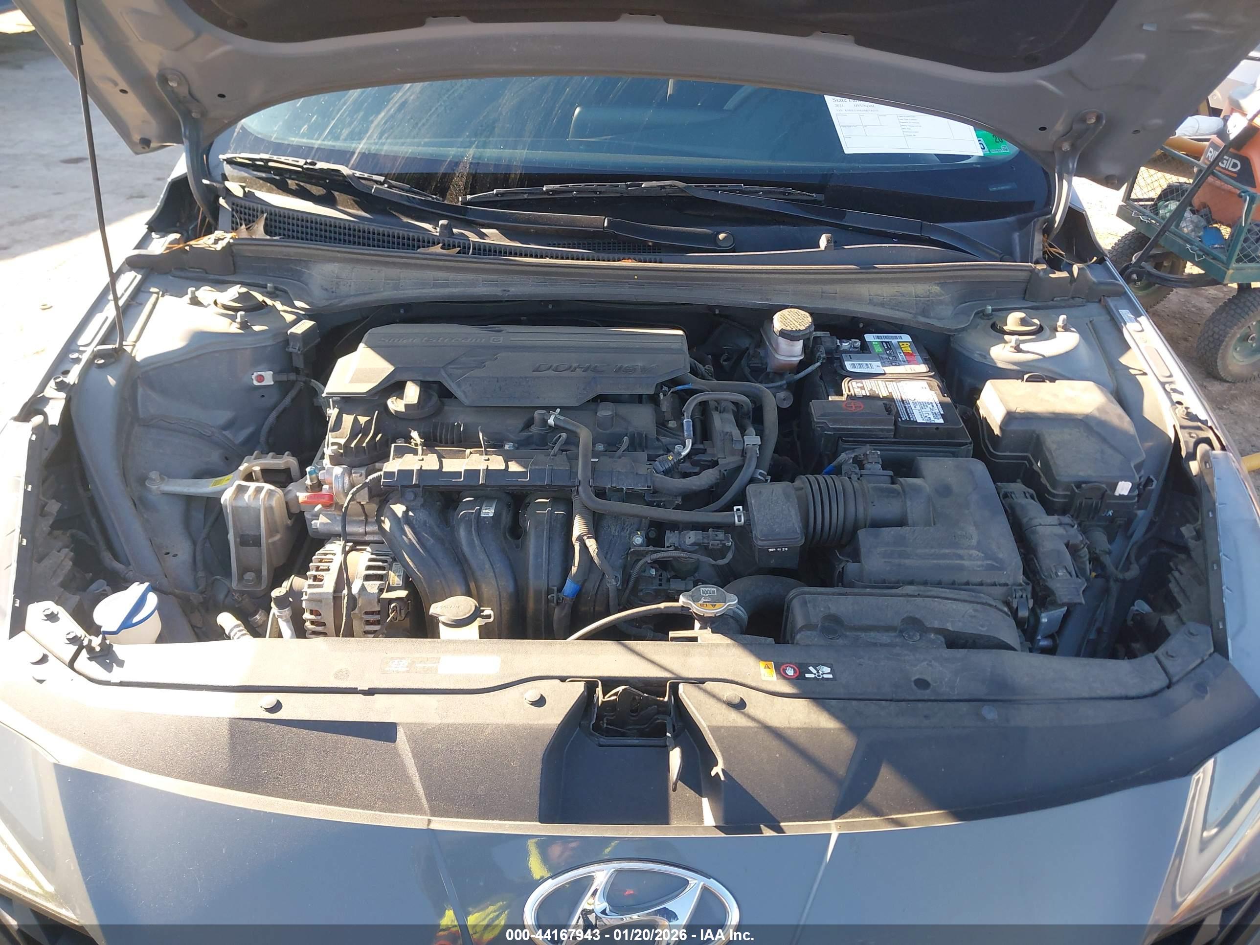 HYUNDAI ELANTRA image 10