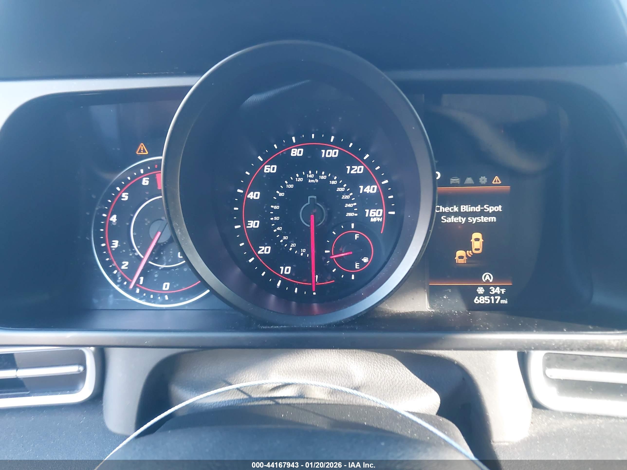 HYUNDAI ELANTRA image 7