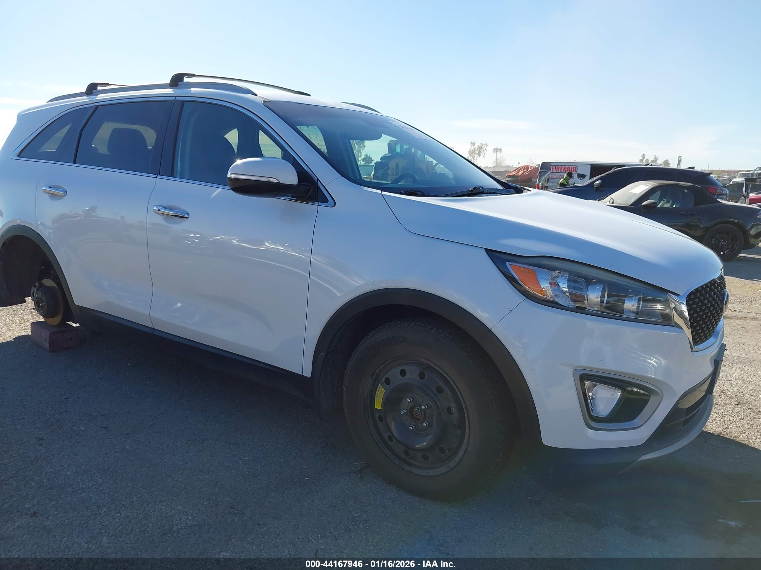 KIA SORENTO image 6