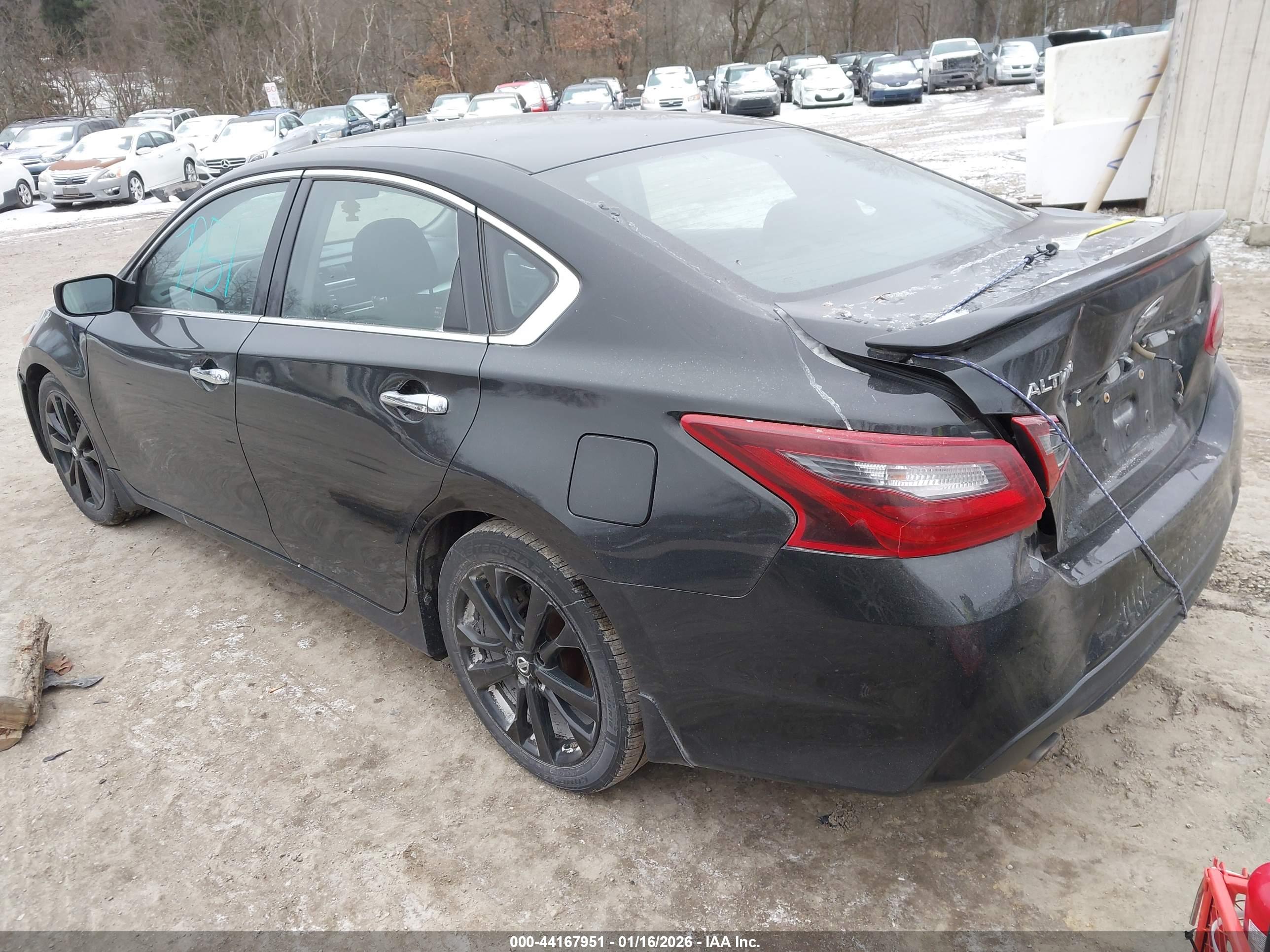 NISSAN ALTIMA image 3
