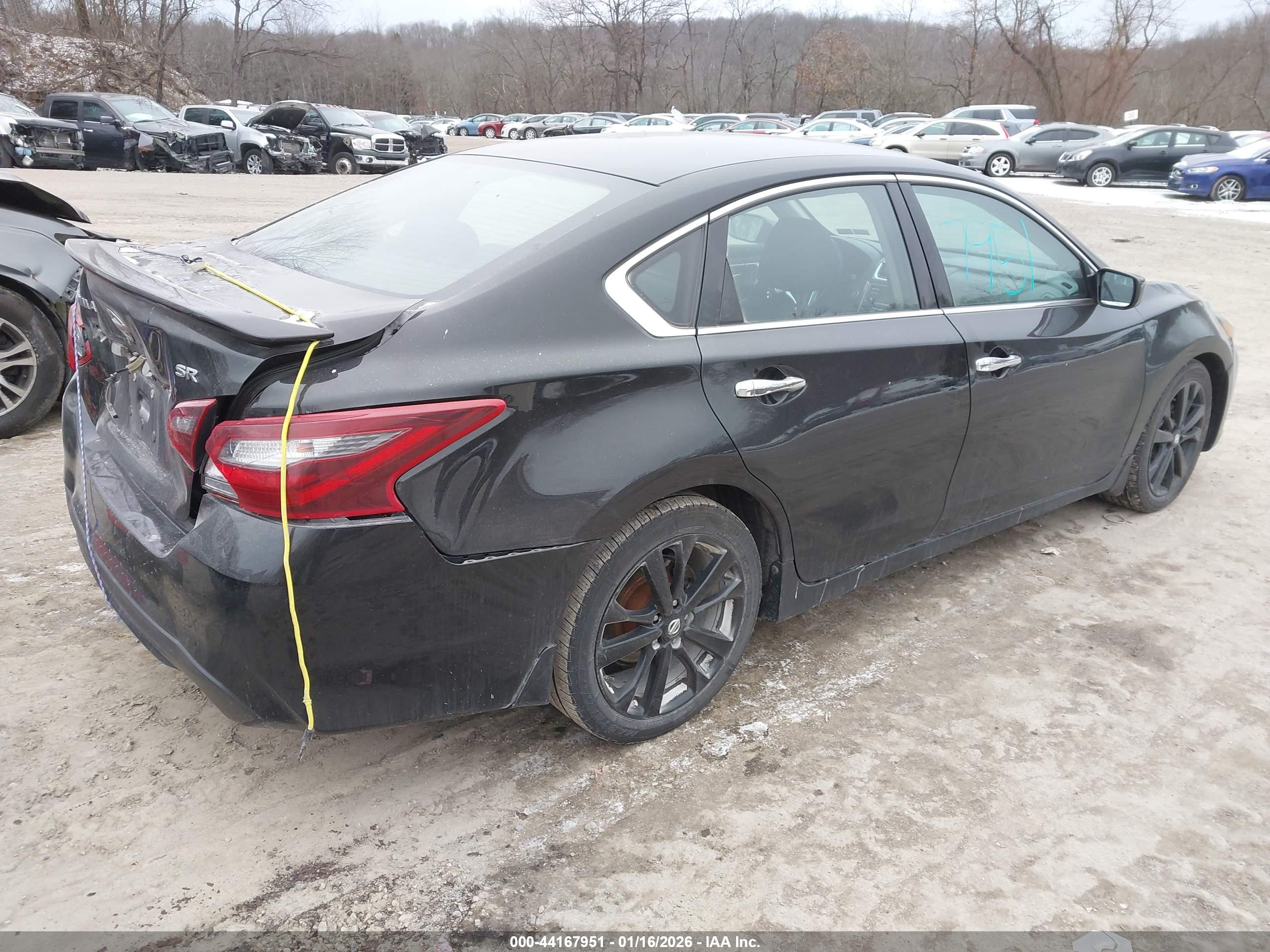 NISSAN ALTIMA image 4