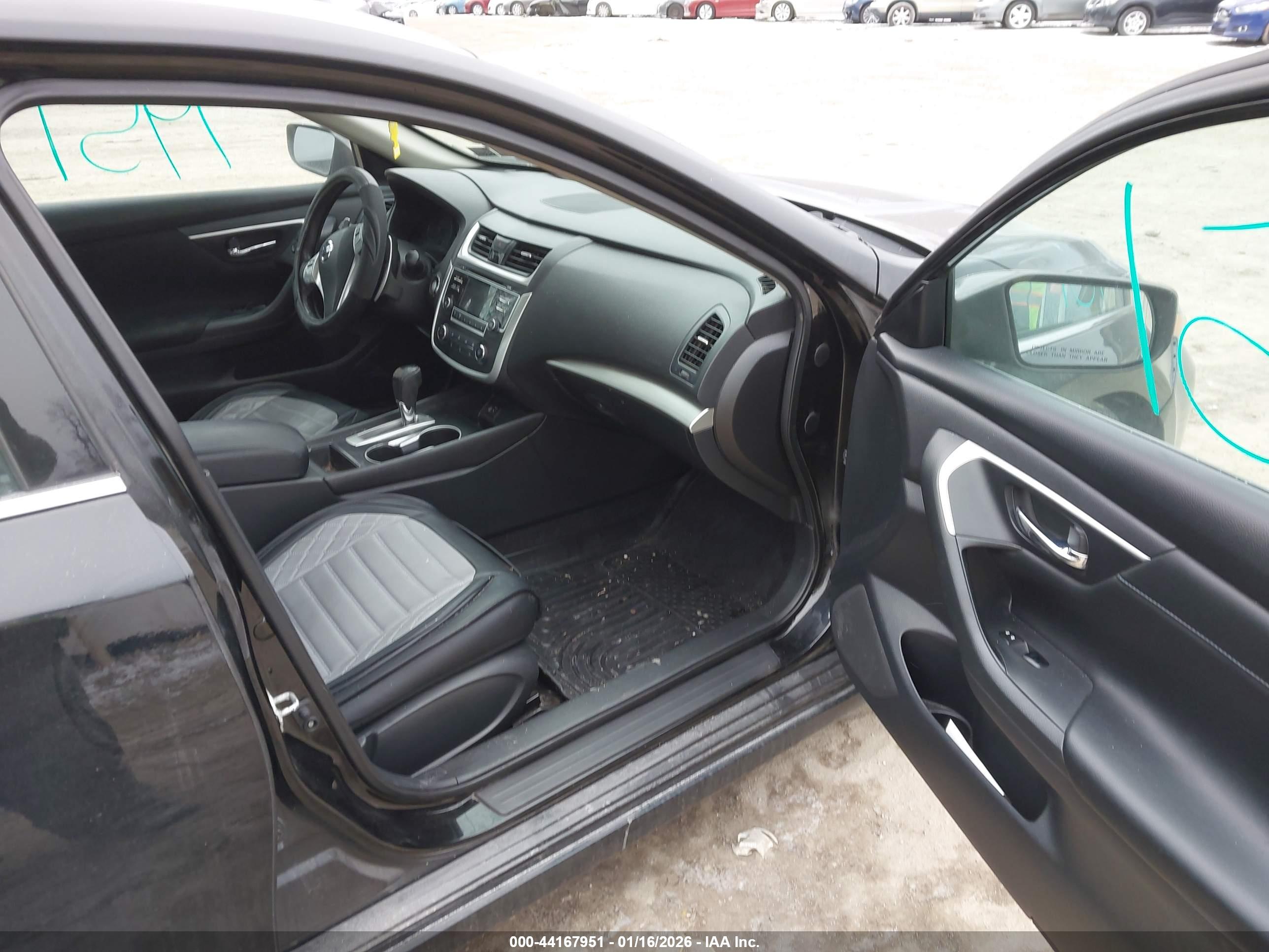 NISSAN ALTIMA image 5
