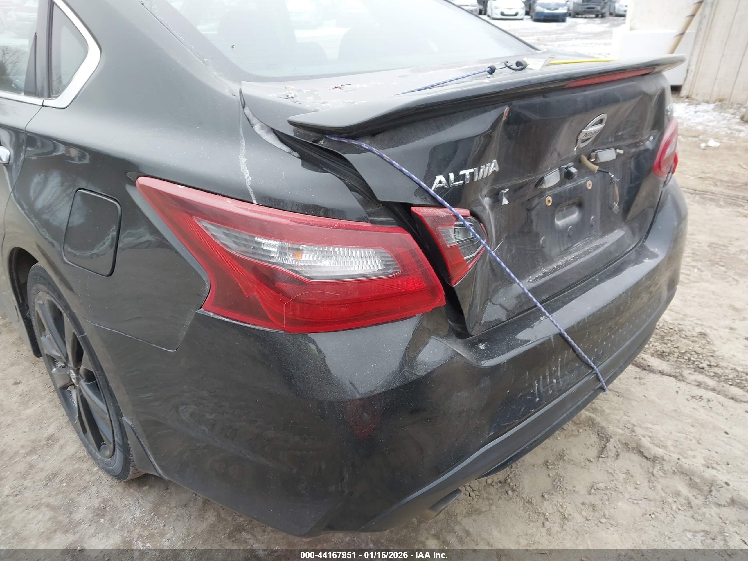 NISSAN ALTIMA image 6