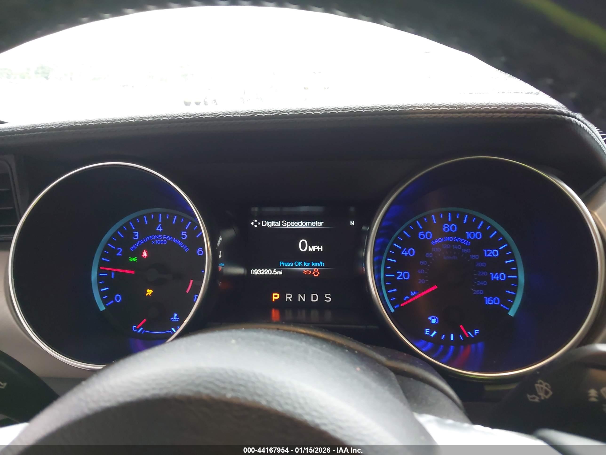 FORD MUSTANG image 7