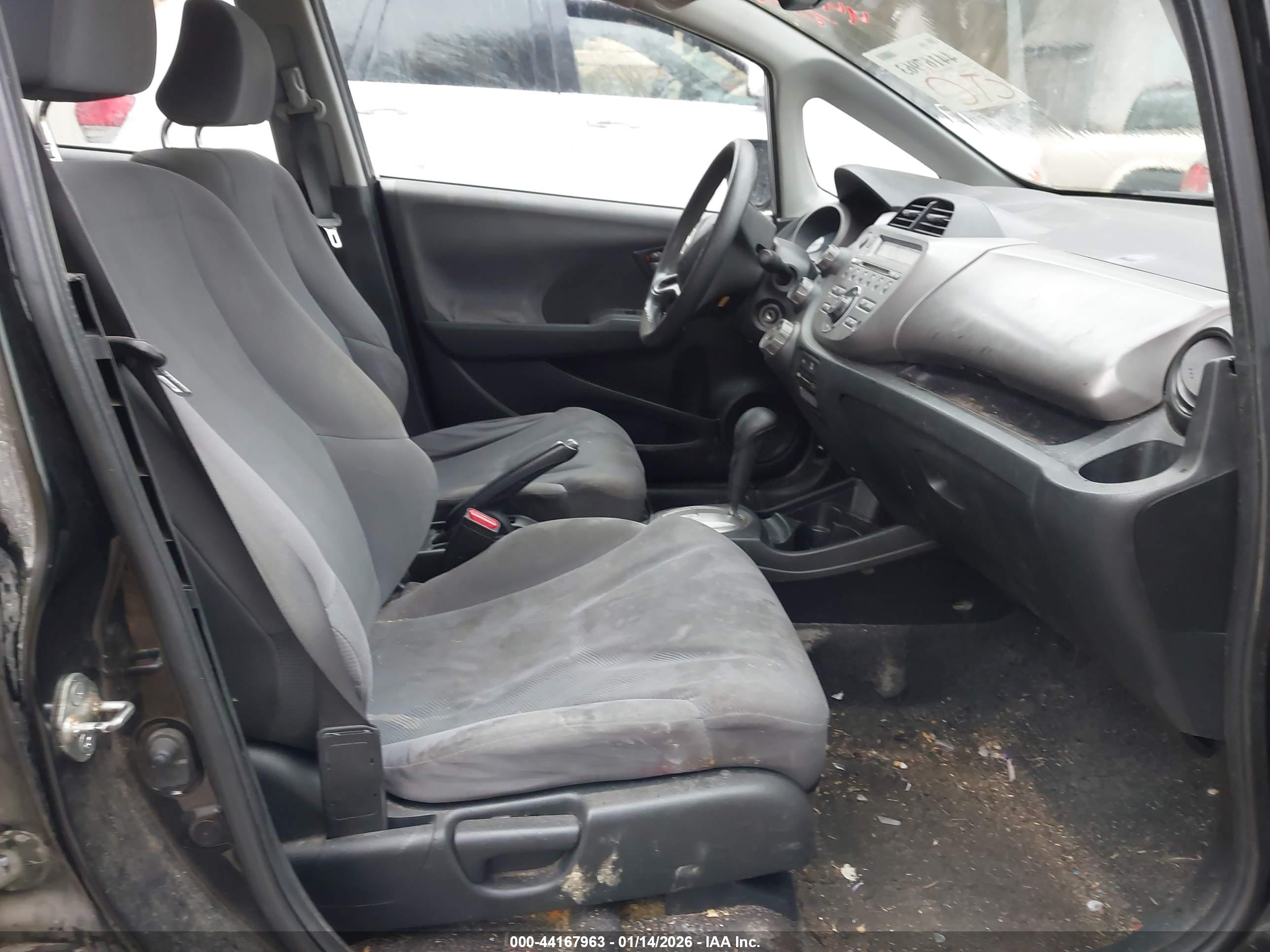 HONDA FIT image 5