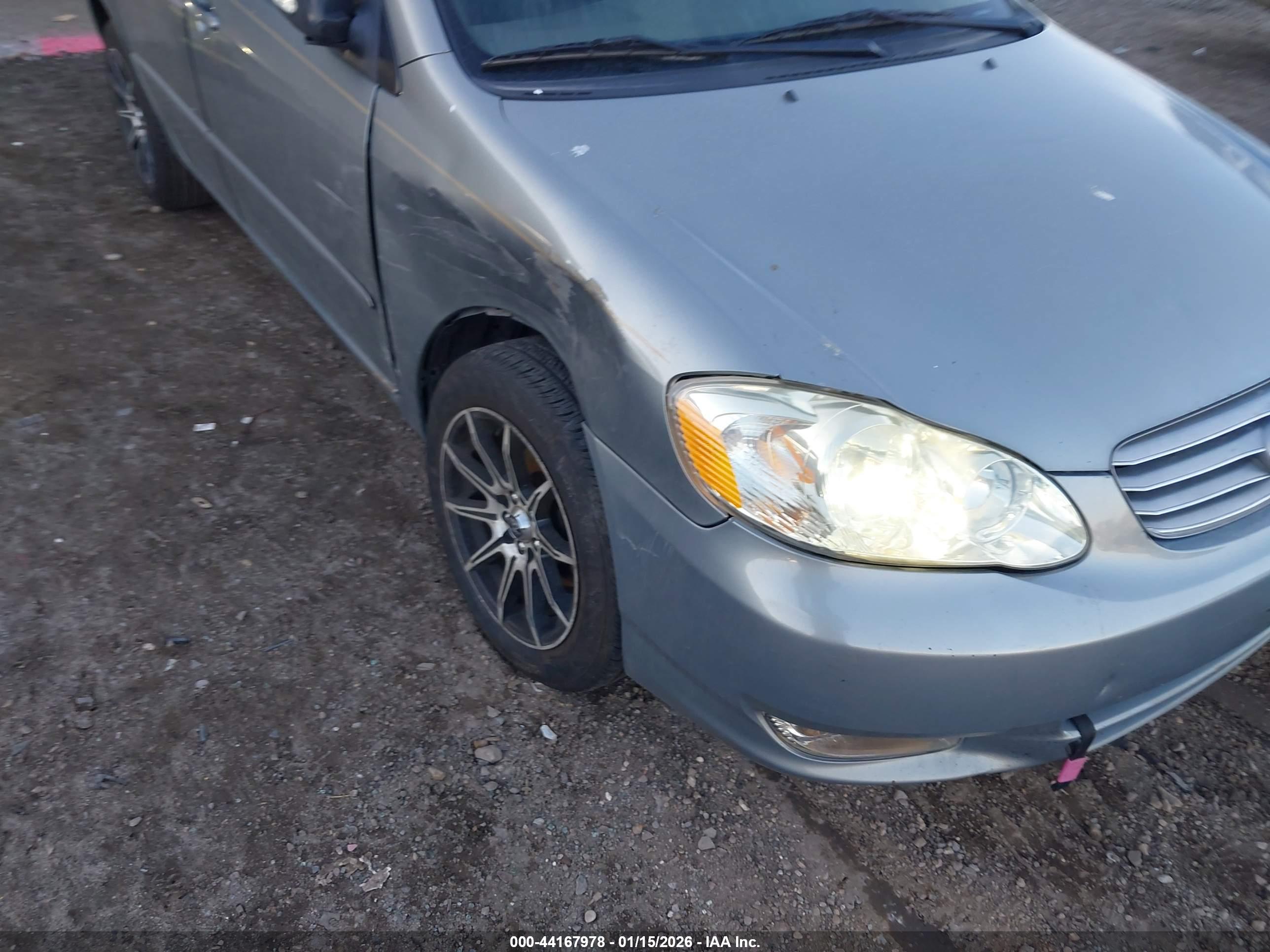 TOYOTA COROLLA image 6