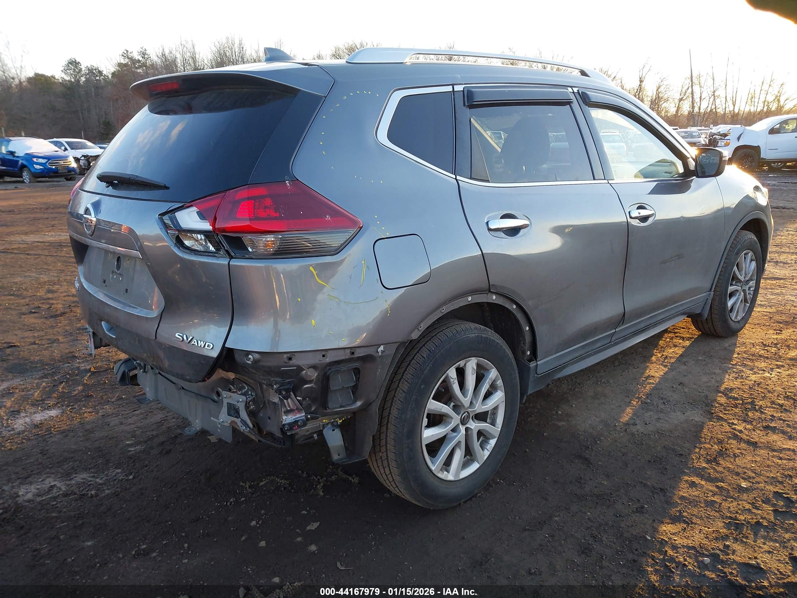 NISSAN ROGUE image 6