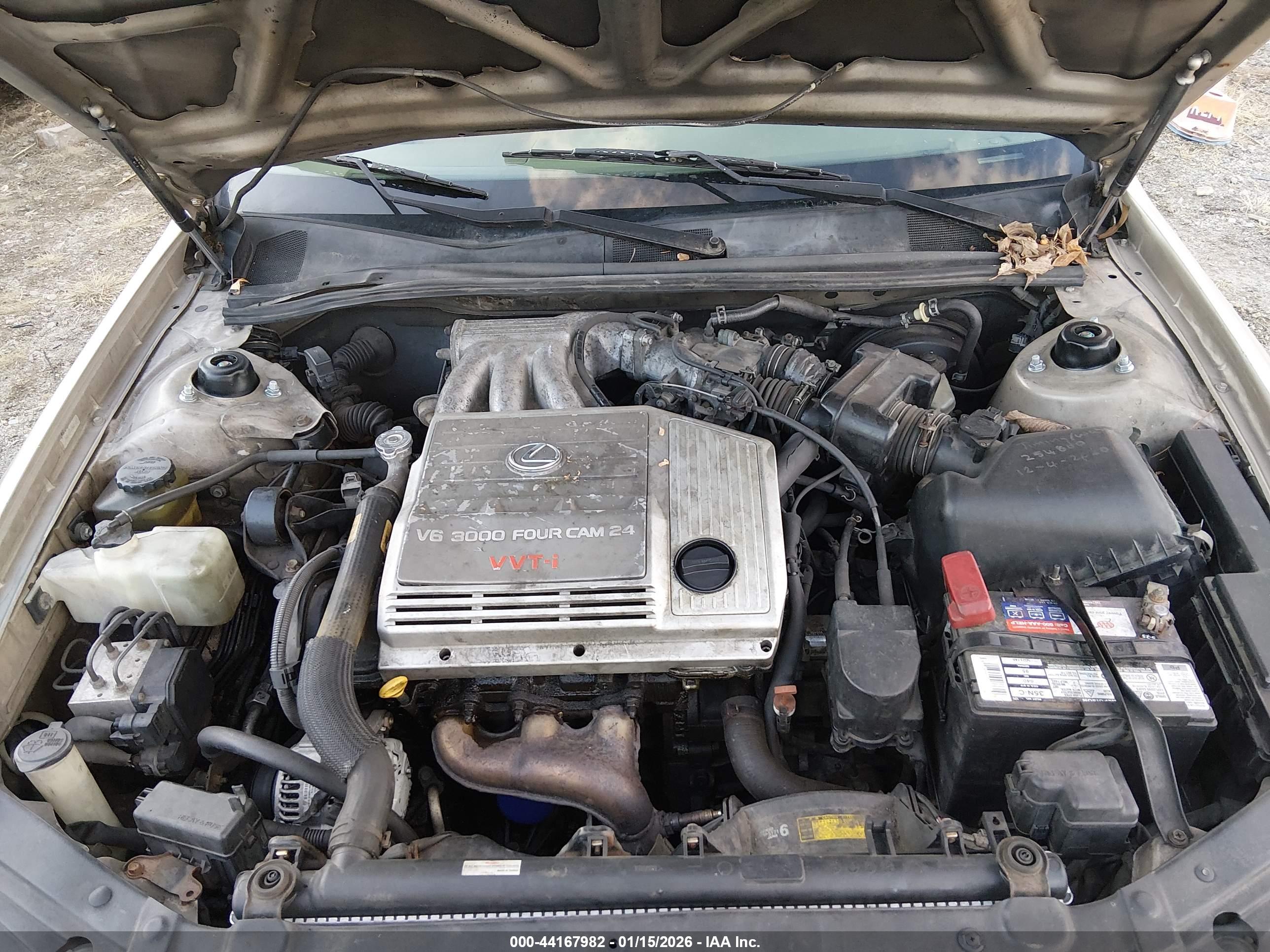LEXUS ES image 10