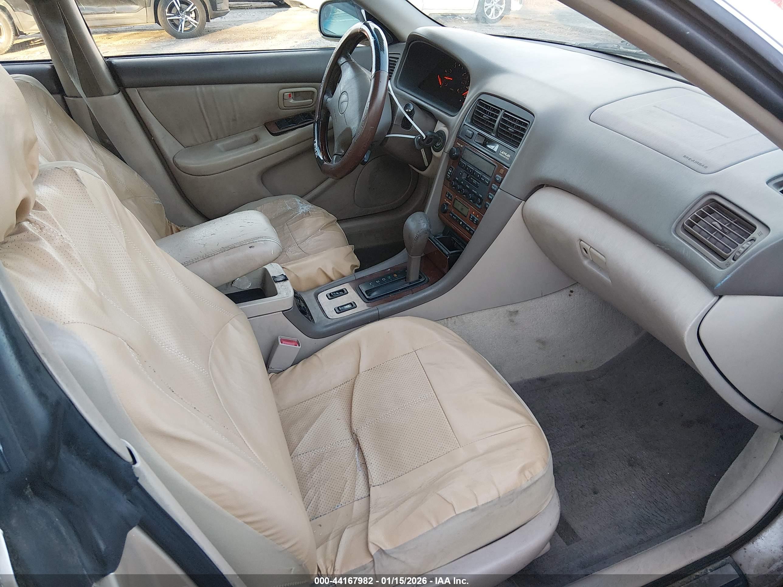 LEXUS ES image 5