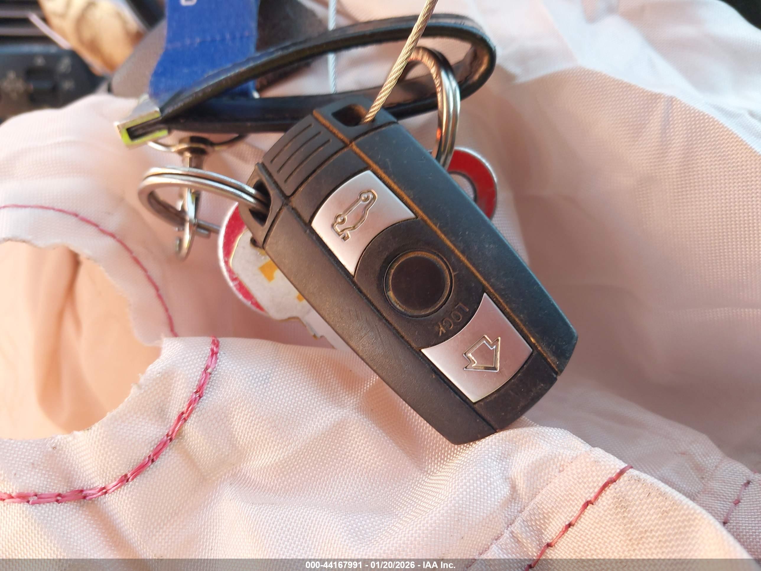 BMW 335XI image 11