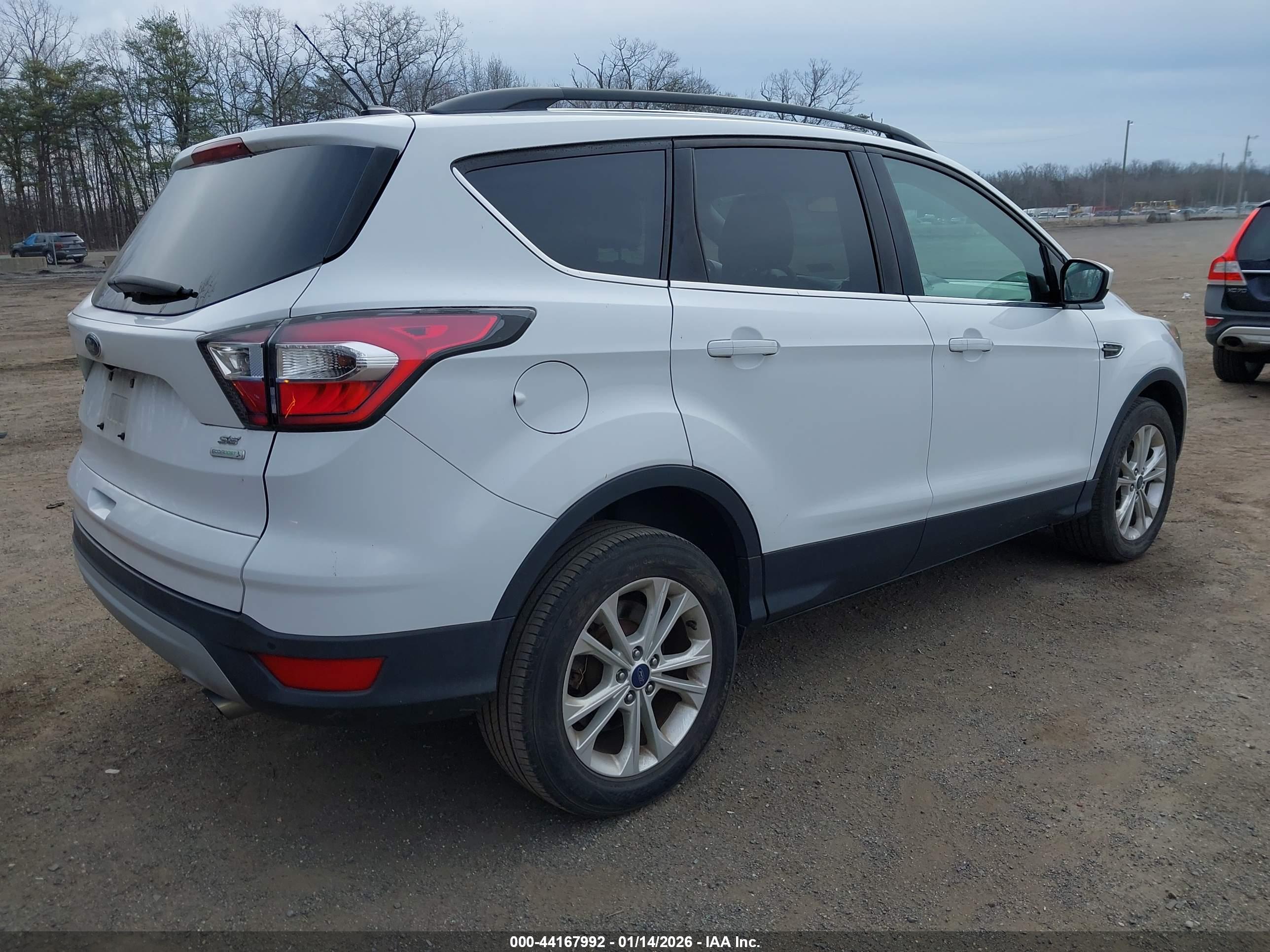 FORD ESCAPE image 4