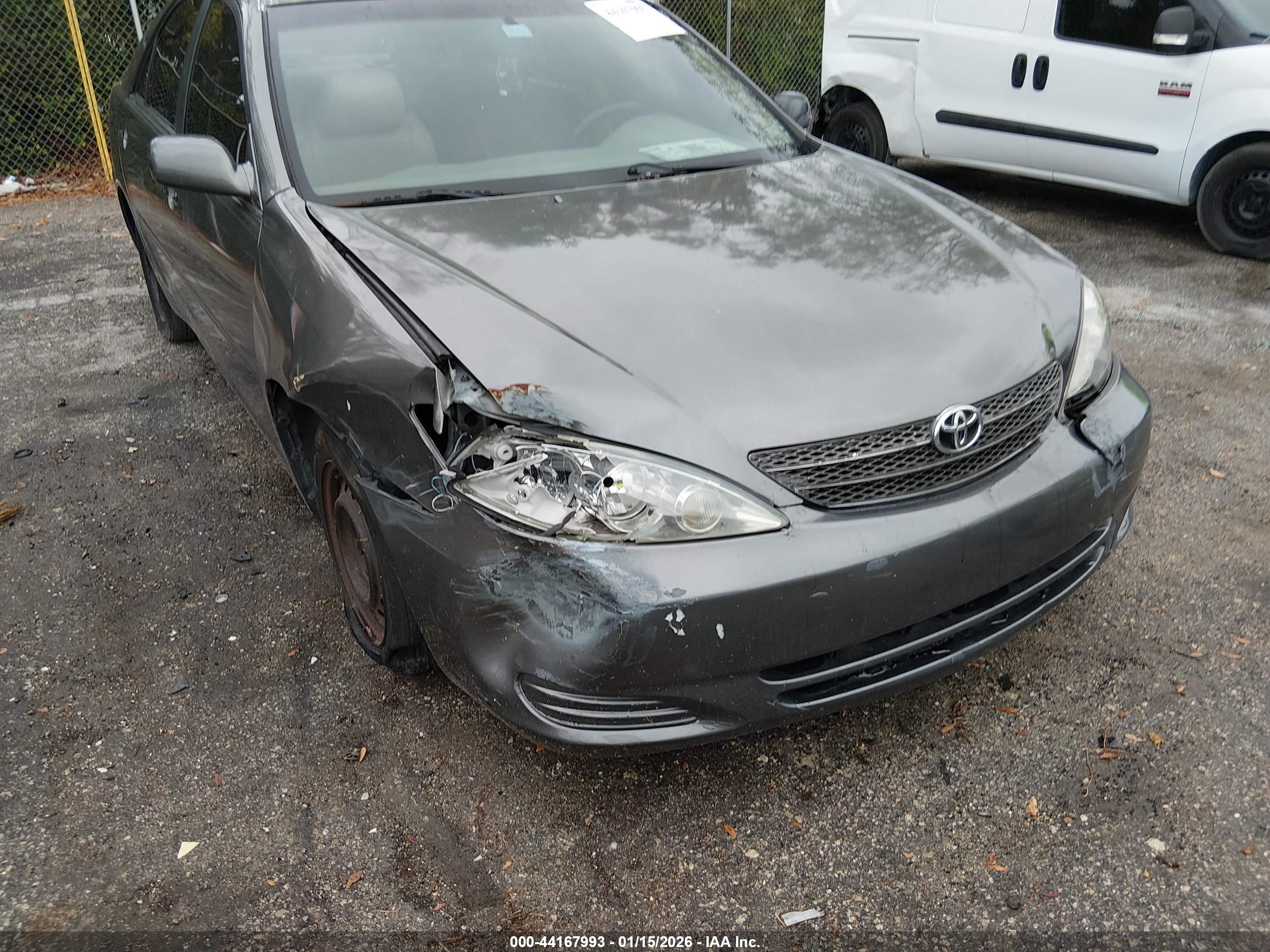 TOYOTA CAMRY image 6