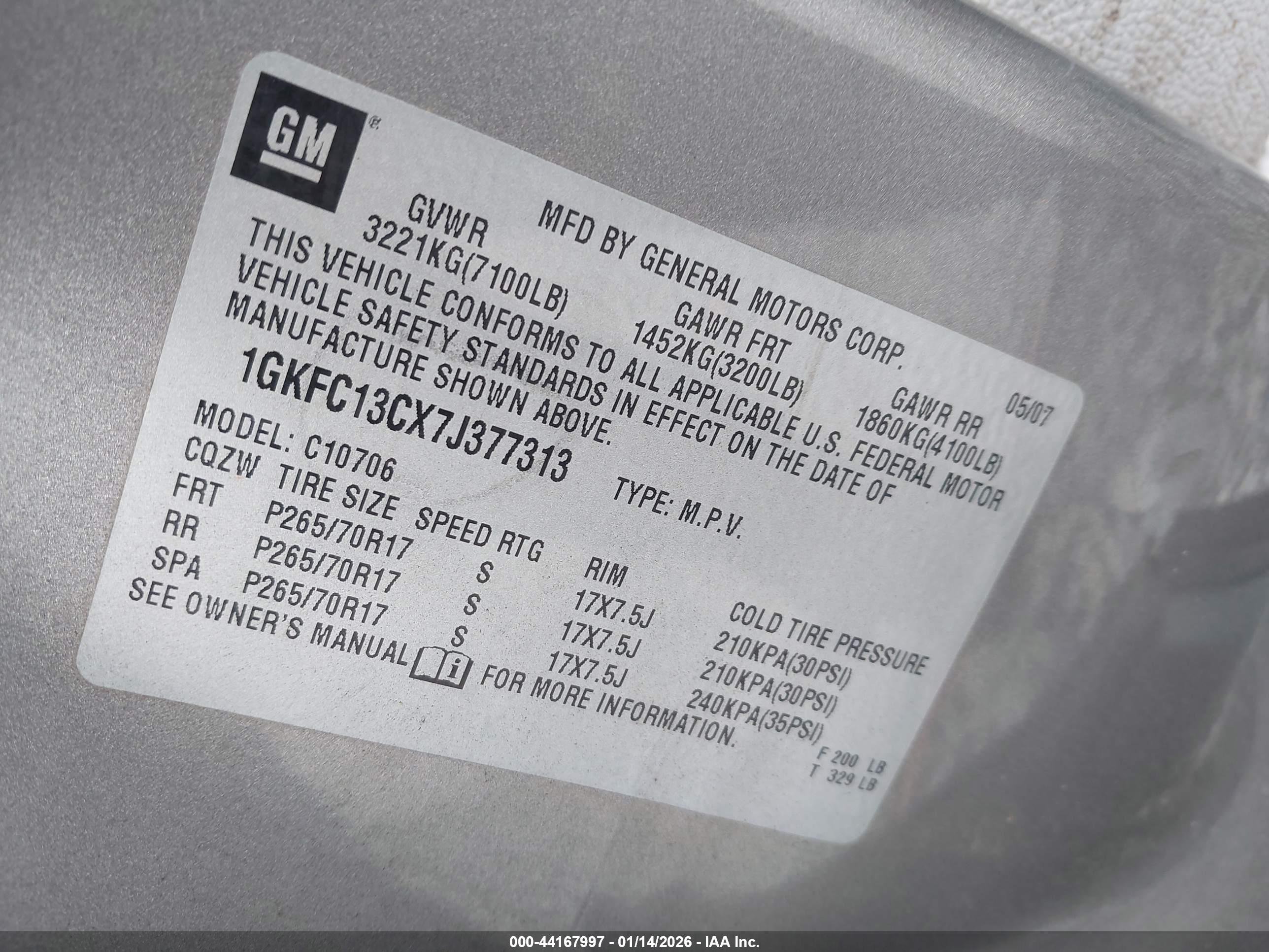 GMC YUKON image 9