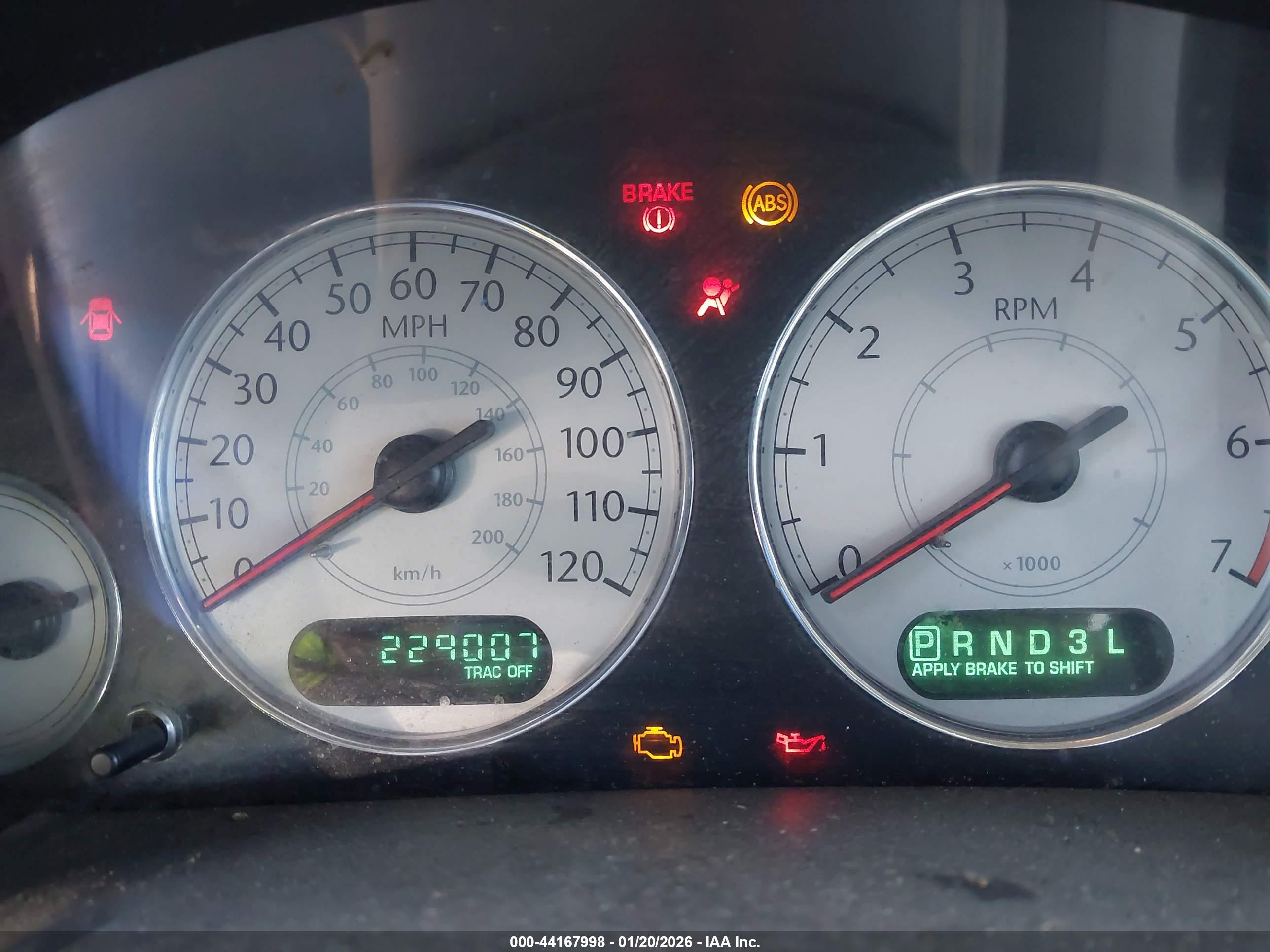 CHRYSLER TOWN image 7