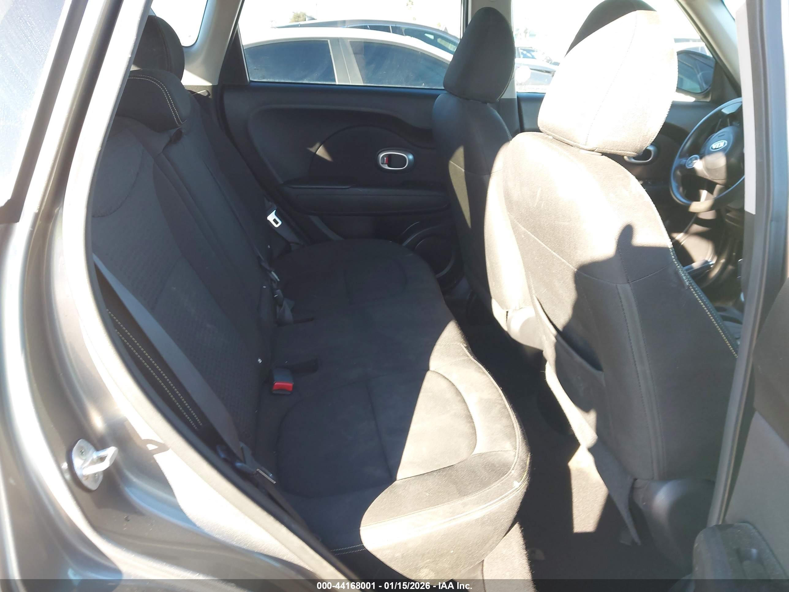 KIA SOUL image 8
