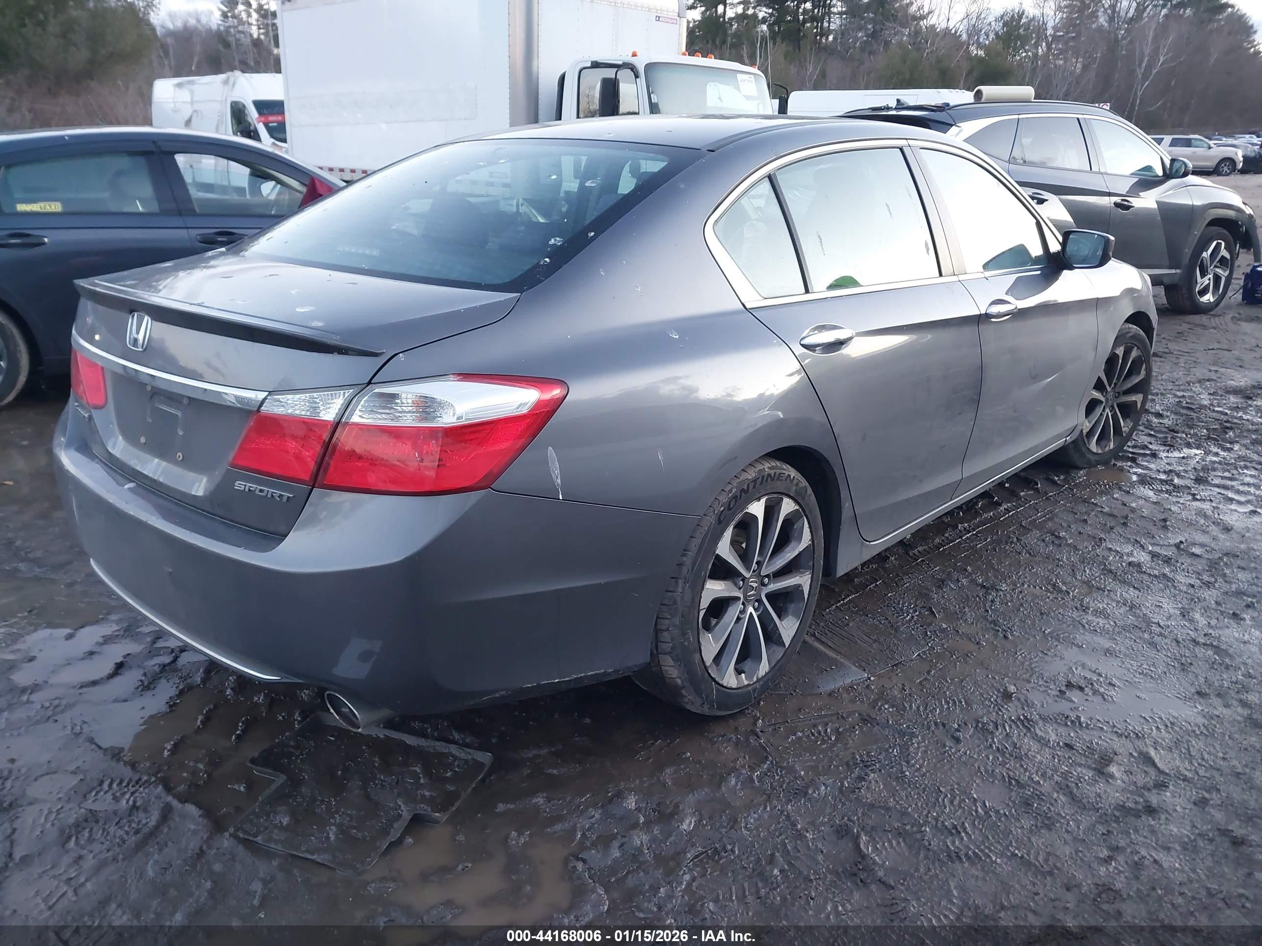 HONDA ACCORD image 4