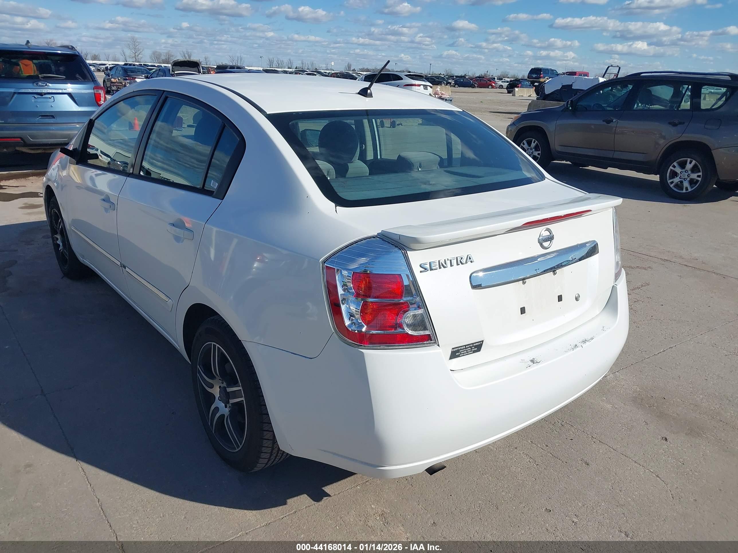NISSAN SENTRA image 3