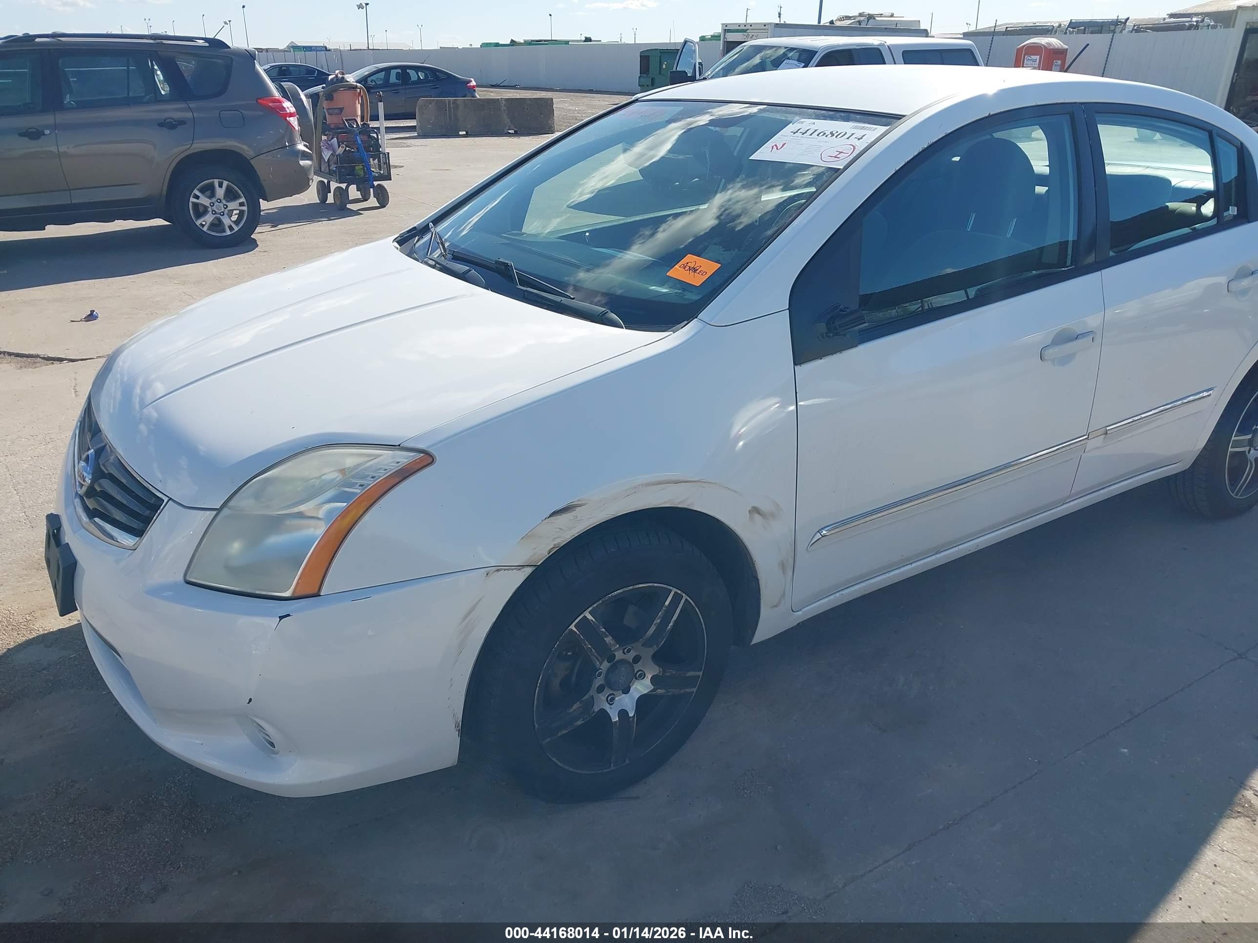 NISSAN SENTRA image 6