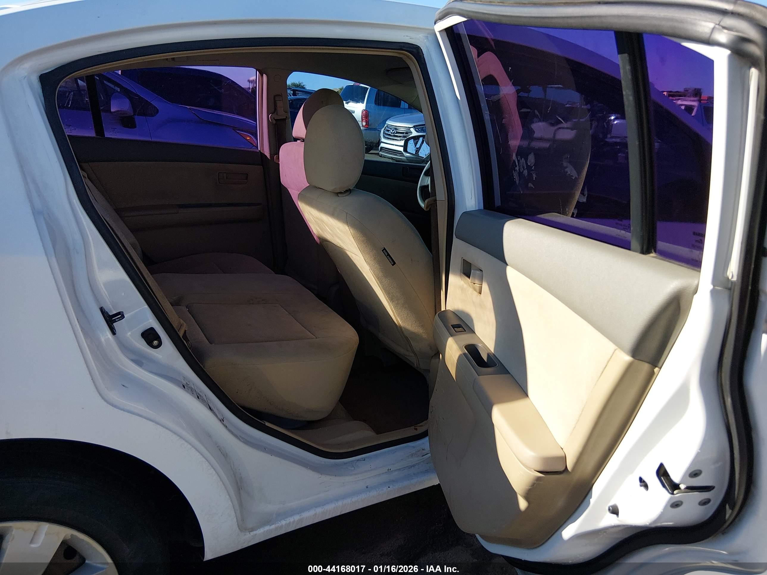 NISSAN SENTRA image 8