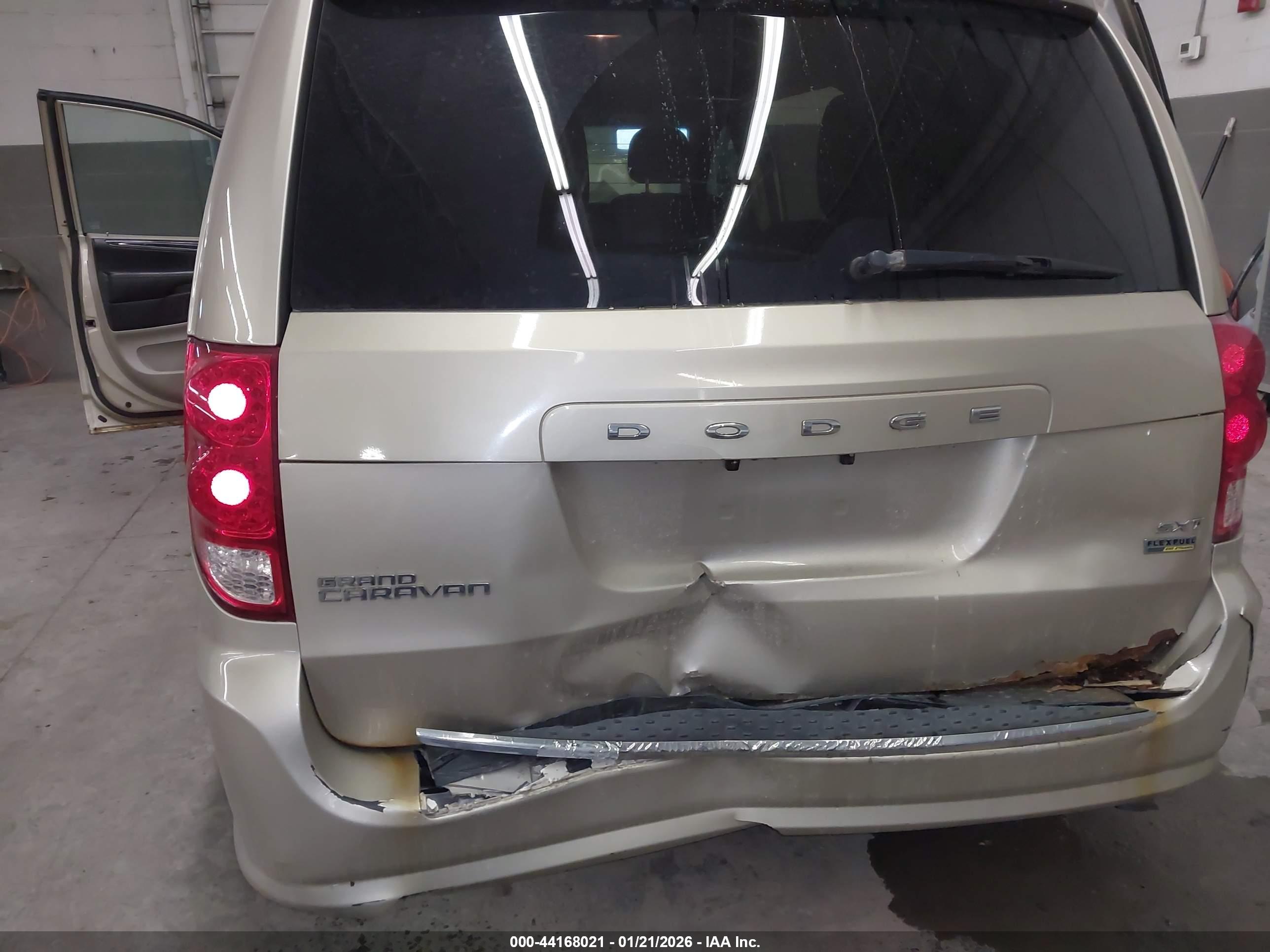 DODGE GRAND image 6