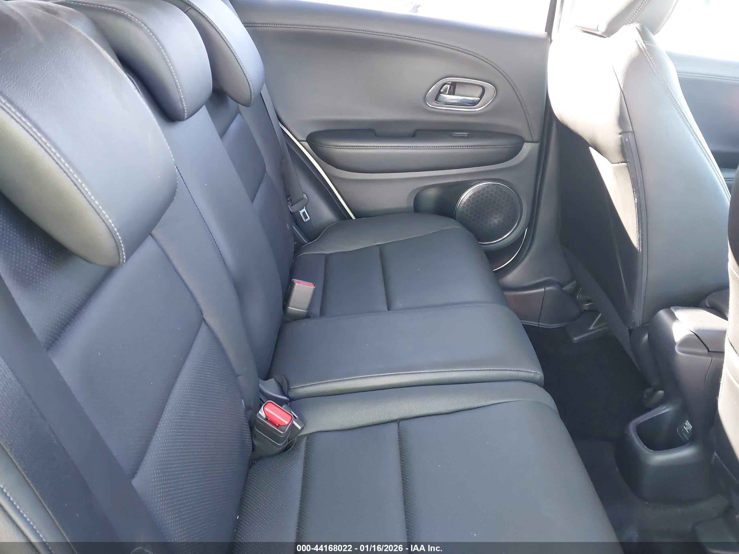 HONDA HR-V image 8