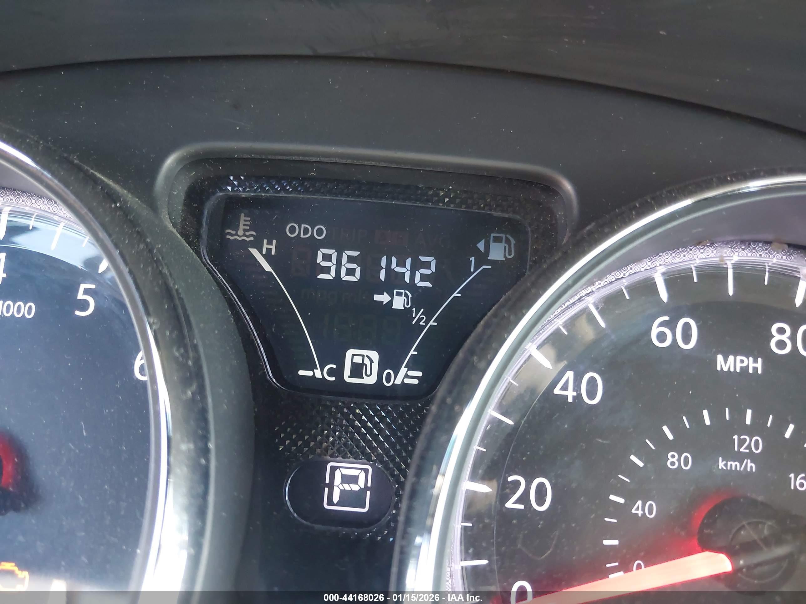 NISSAN VERSA image 7