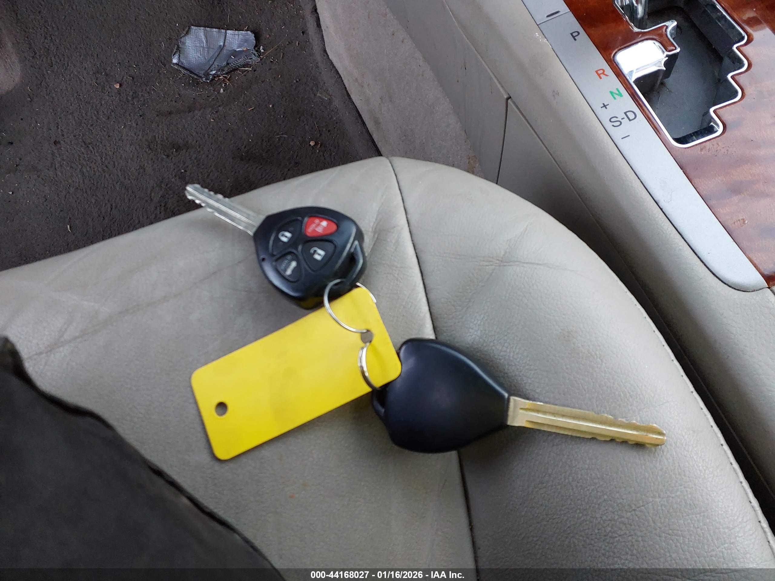 TOYOTA CAMRY image 11