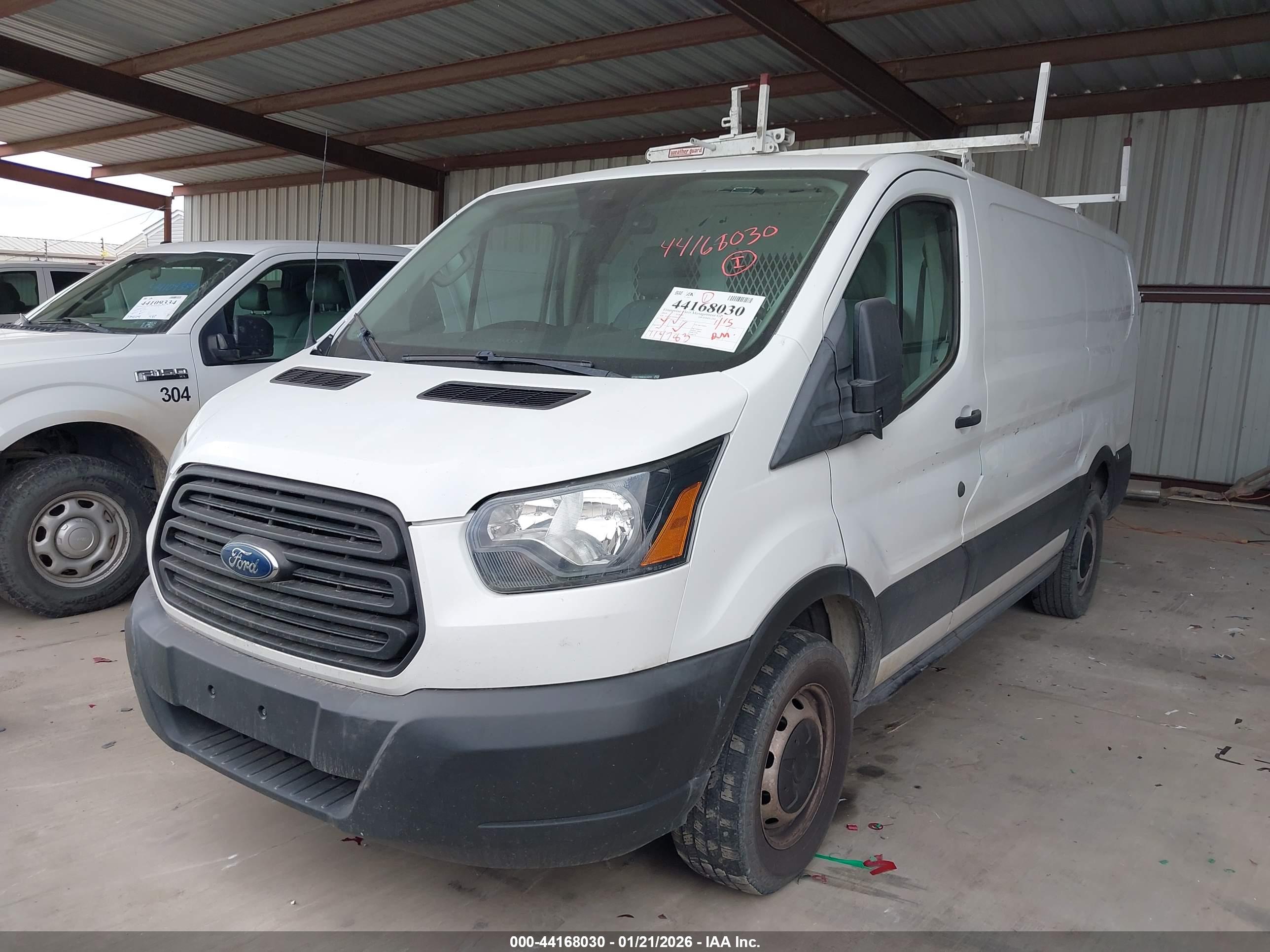 FORD TRANSIT-250 image 2